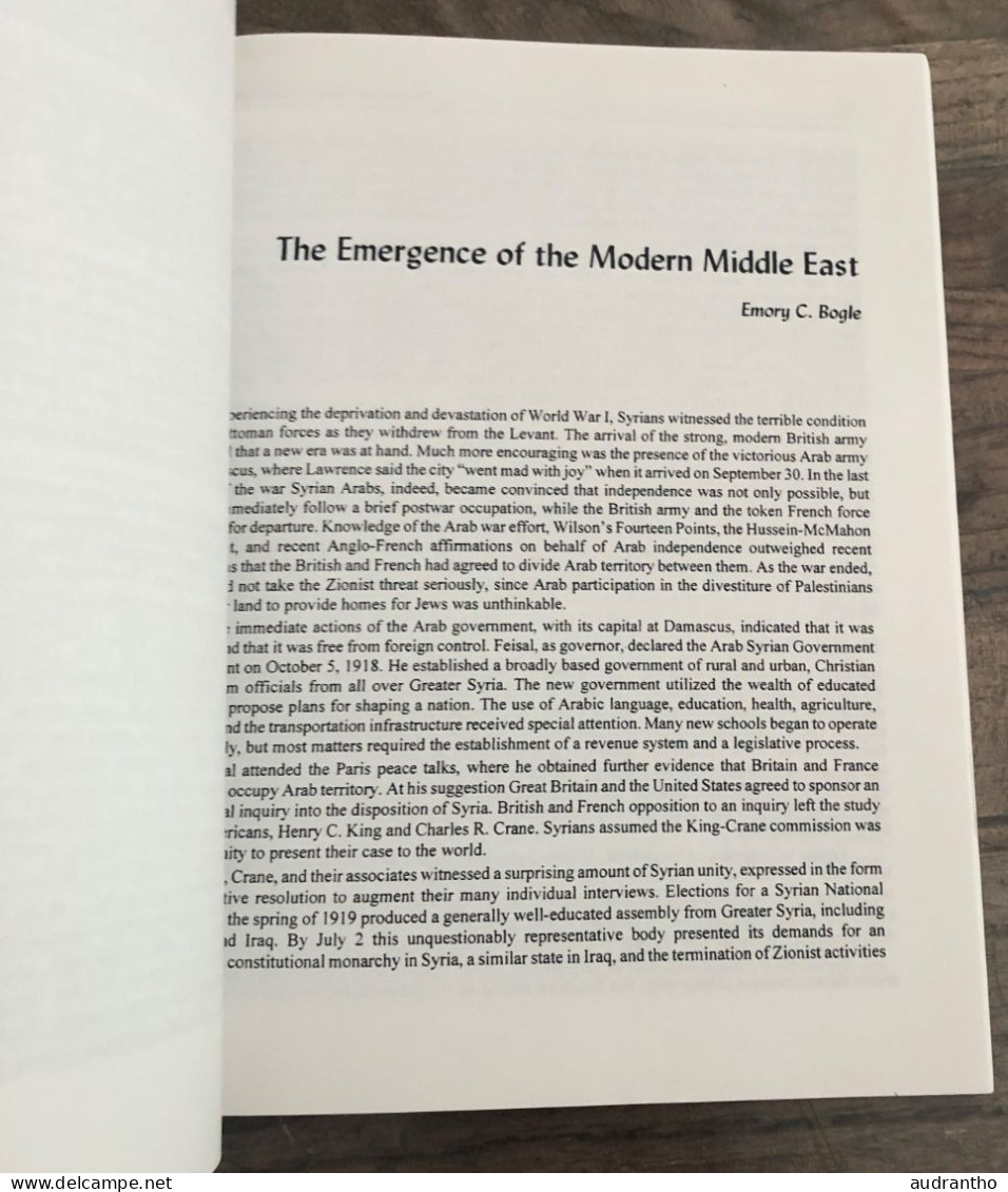 Livre De 1998 ASIA THE MIDDLE EAST AND LATIN AMERICA IN WORLD POLITICS 1914-1945 Boston University - Oorlogen-deelname VS