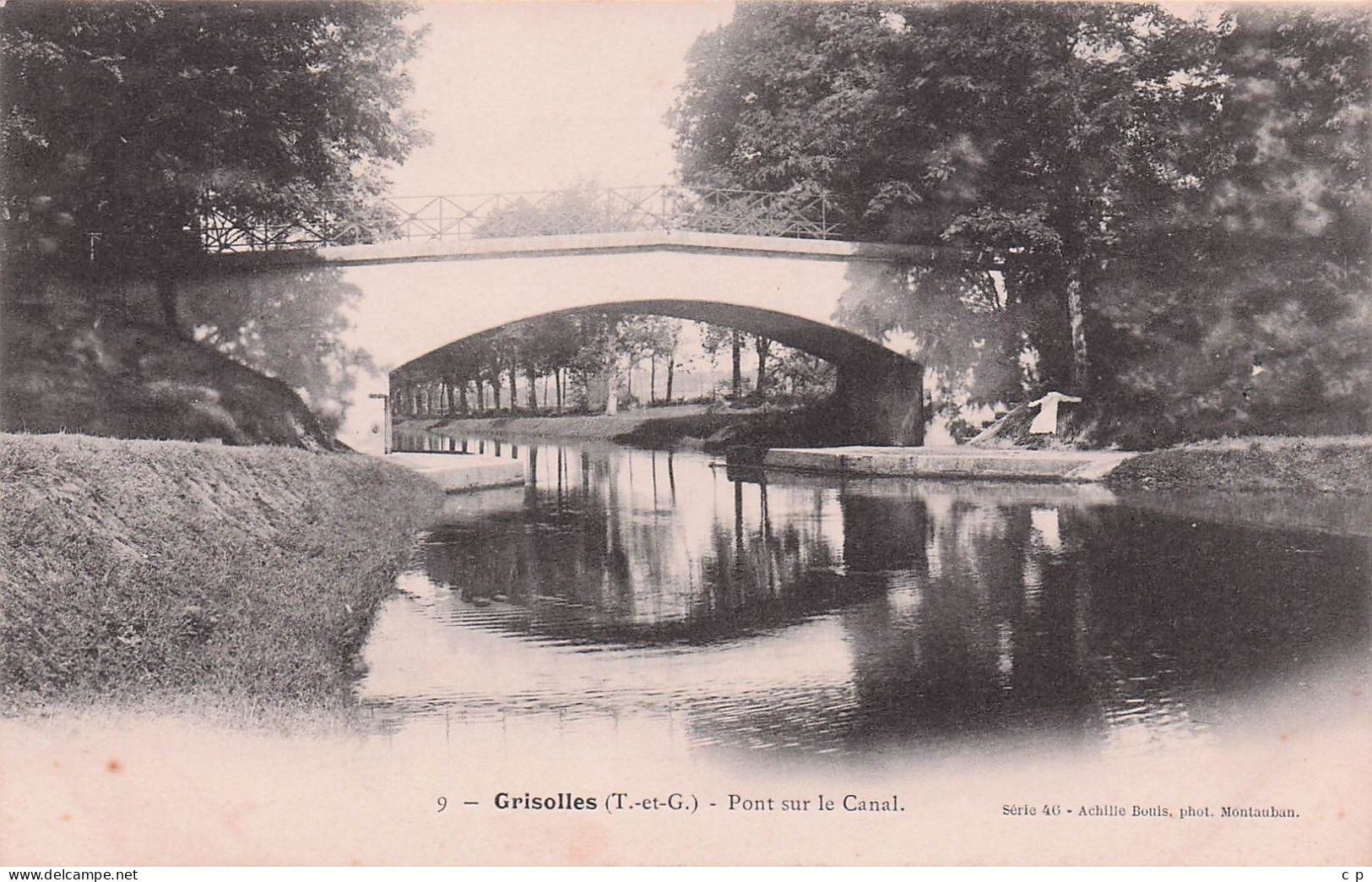 Grisolles - Pont Sur Le Canal -  CPA°J - Grisolles