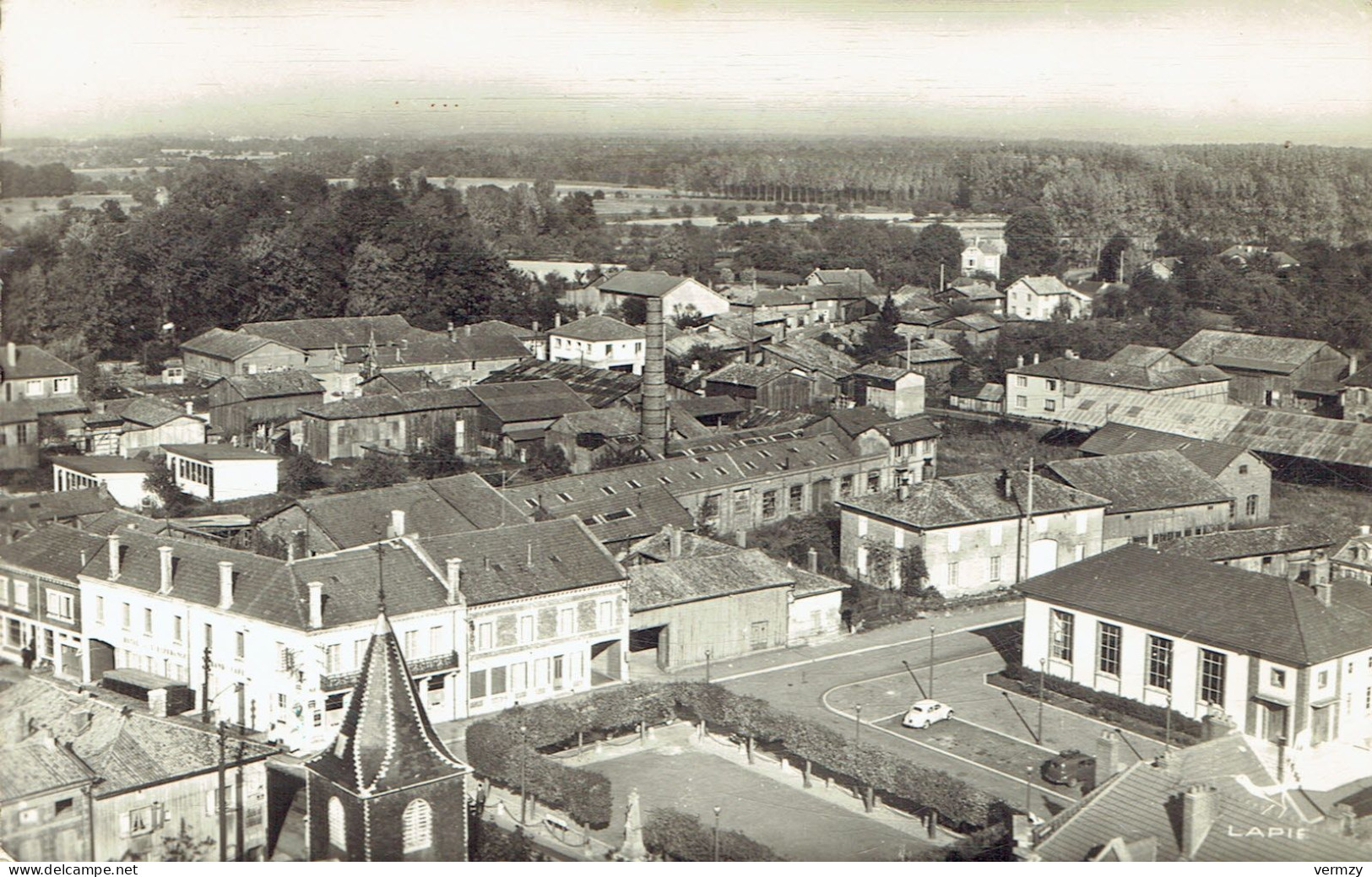 CPSM En Avion Au-dessus De GIVRY-en-ARGONNE : La Place - Photo Véritable - Givry En Argonne