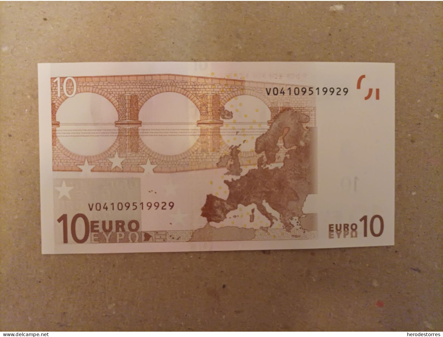 10 EURO SPANIEN (V) M001A1, Duisemberg, First Position, Low Nummer, UNCIRCULATED, Very Scarce - 10 Euro