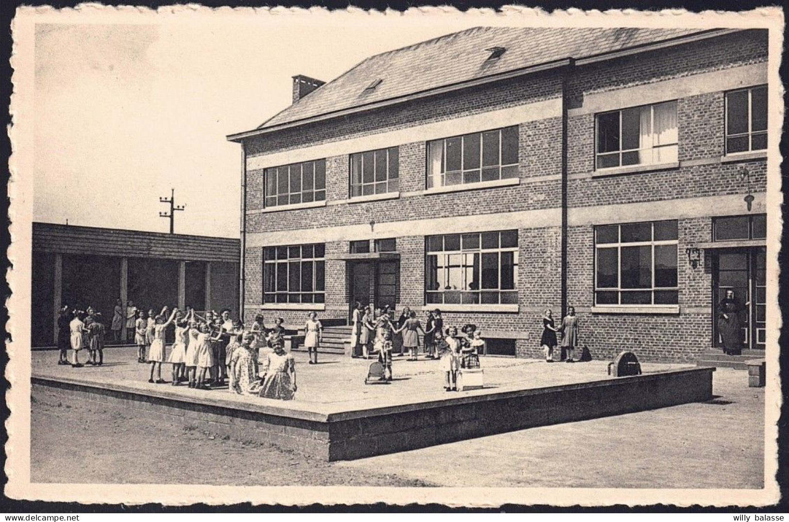 +++ CPA - ANTHEIT LEZ HUY - Home D'Enfants " Maison Dieu " - Ecole  - Récréation  // - Wanze