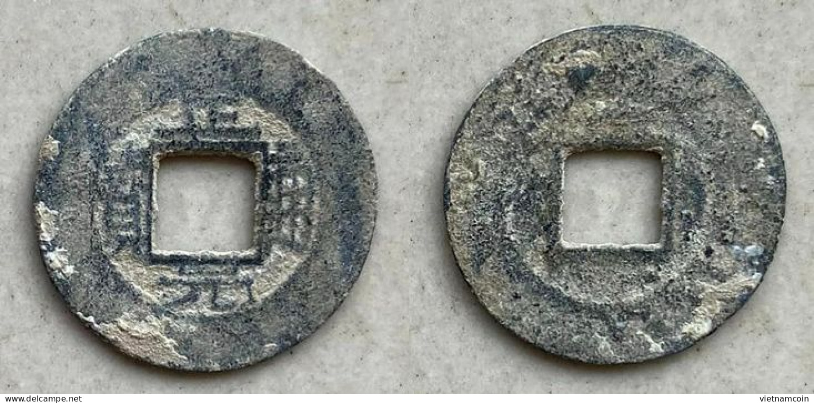 Ancient Annam Coin  Chinh Nguyen Thong Bao (zinc Coin) THE NGUYEN LORDS (1558-1778)  Square Head Thong - Vietnam