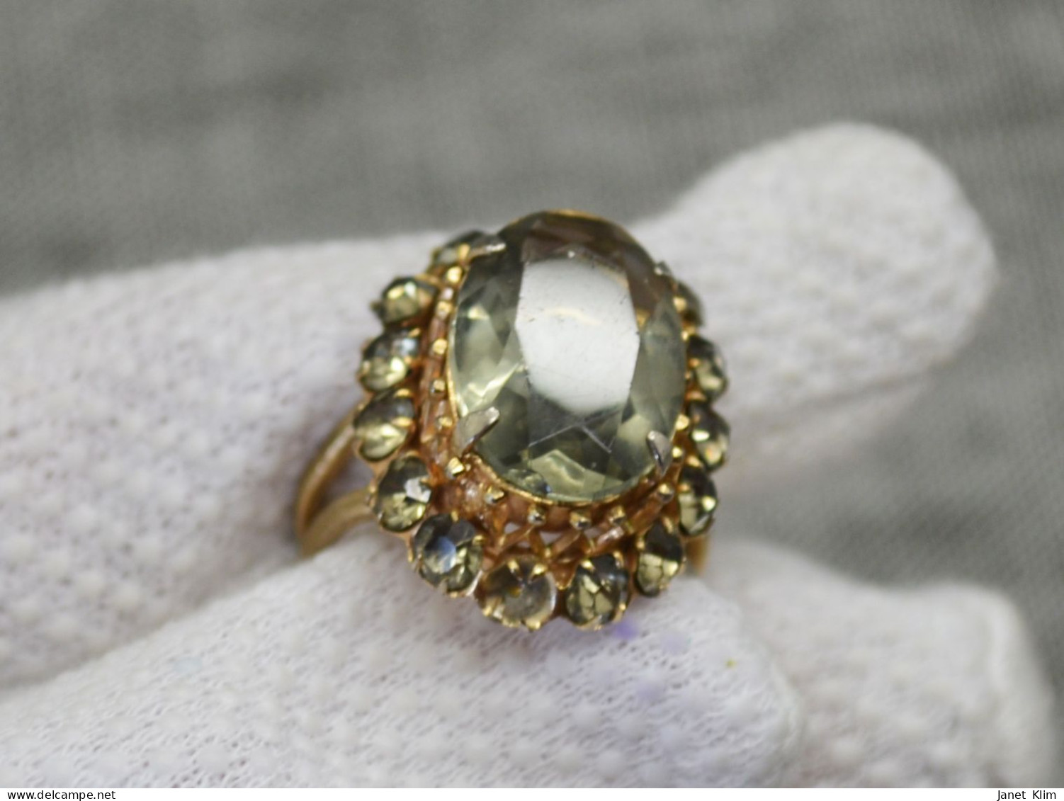 Vintage Ring With A Stone. Any Size - Anillos