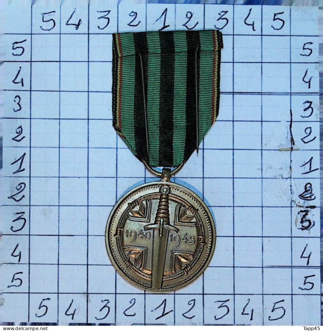 Médaille > commémorative du 30 ième Anniversaire de la Victoire > Réf:Cl Belge  Pl 4/ 4