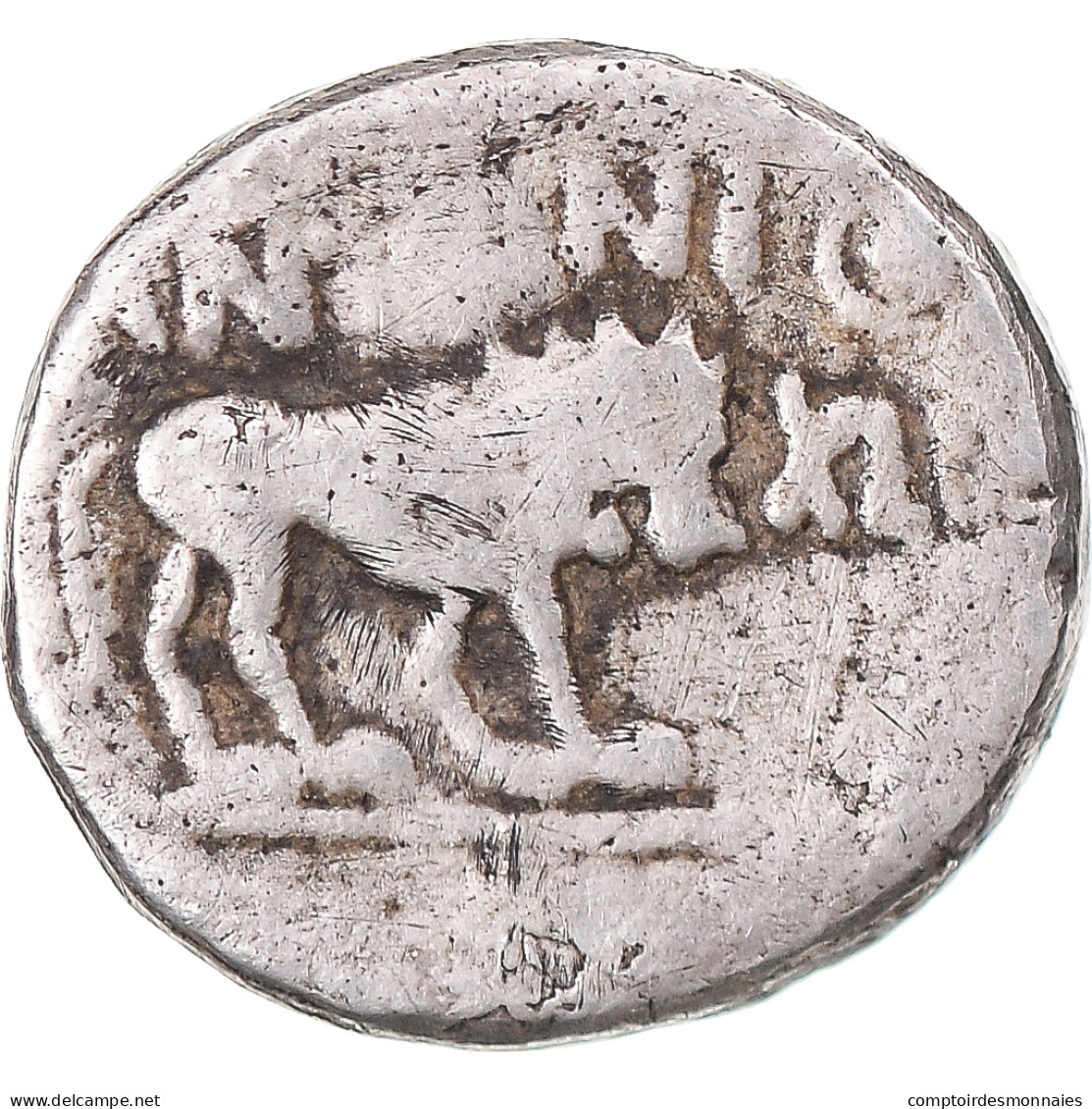 Monnaie, Fulvia, Quinaire, 42 BC, Lugdunum, Contremarque, TB, Argent, Sear:1419 - Republiek (280 BC Tot 27 BC)