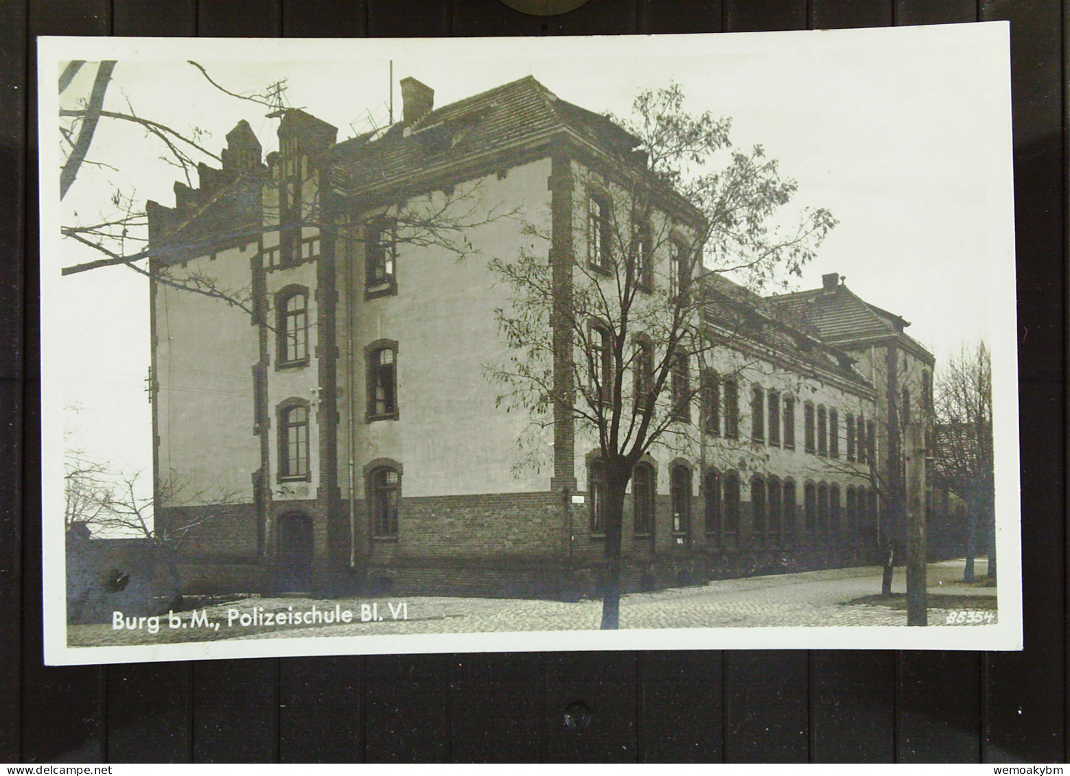 DR: 2 AKarten Von Burg B. Magdeburg Mit Polizeischule BI.VI Von 2 Seiten V 17.11. Und 11.12.1931 Mit 8 Pf Ebert Knr: 412 - Burg