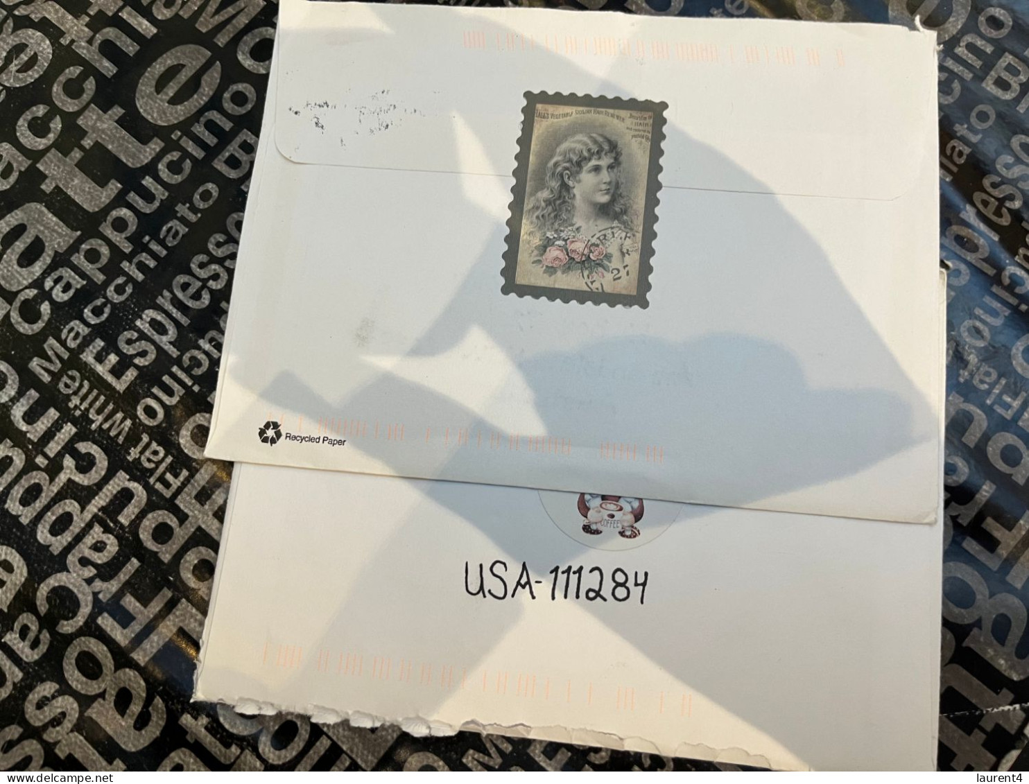 9-8-2023 (2 T 4) 2 Letters Posted From USA To Australia (with Flowers Round Shape Stamp) - Briefe U. Dokumente