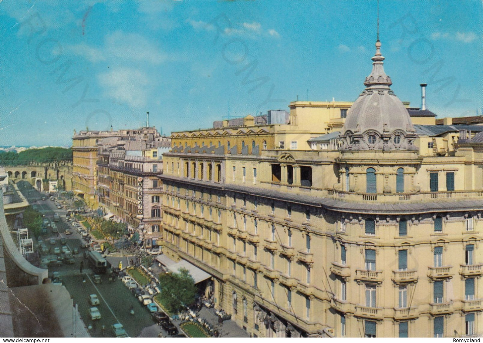 CARTOLINA  ROMA,LAZIO-VIA VENETO-ROMA CAPITALE,CULTURA,RELIGIONE,MEMORIA,IMPERO ROMANO,BELLA ITALIA,VIAGGIATA 1968 - Transportes