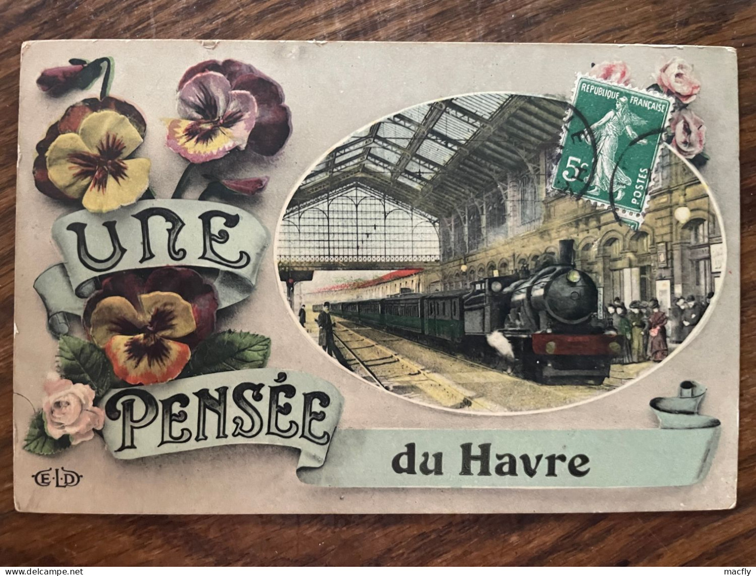 CPA Une Pensée Du Havre  CACHET, Train Dans La Gare - Stazioni