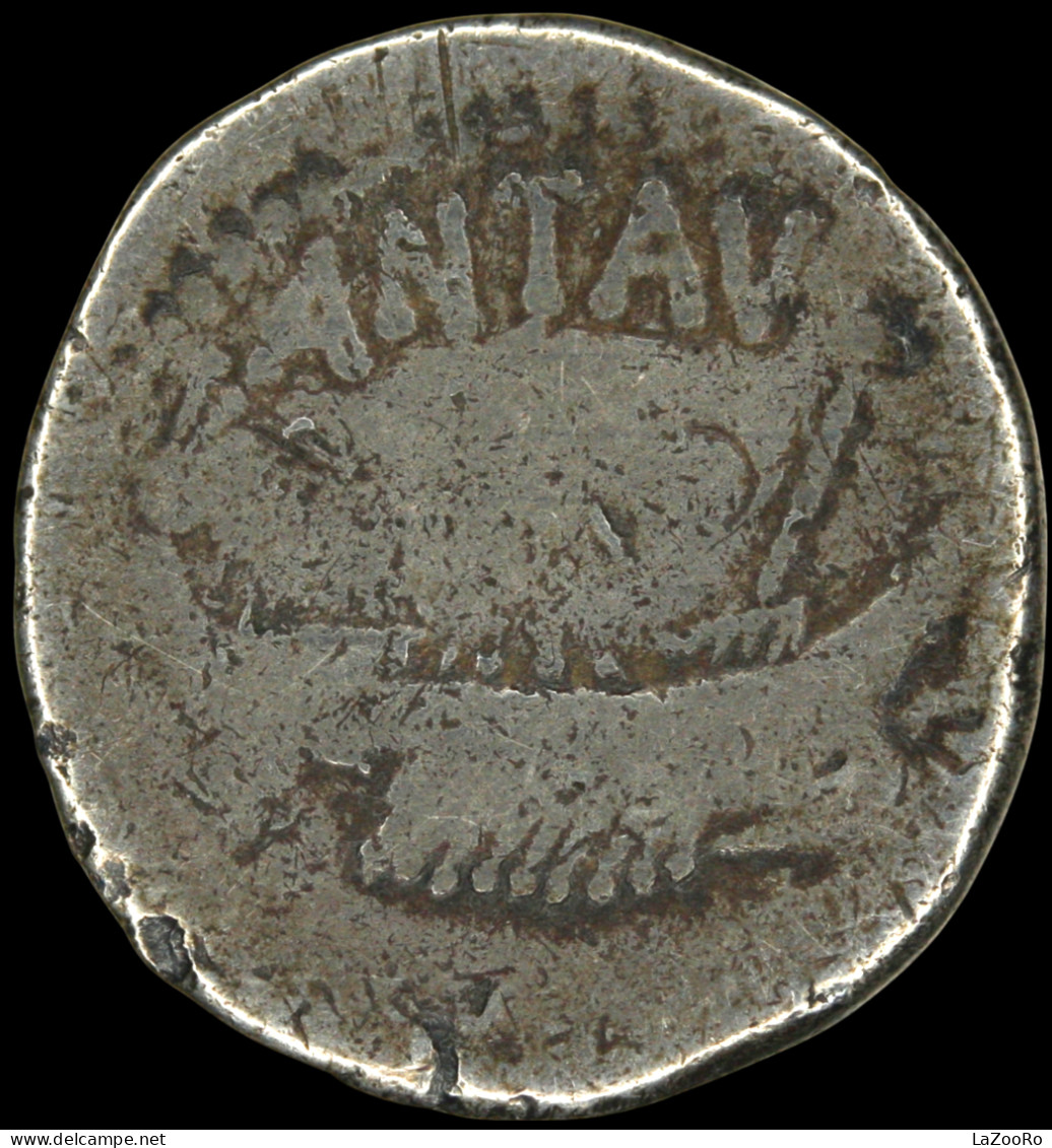 LaZooRo: Roman Imperatorial - AR Denarius Of Mark Antony (82-30 BC), Legionary Eagle, LEG III - Republiek (280 BC Tot 27 BC)