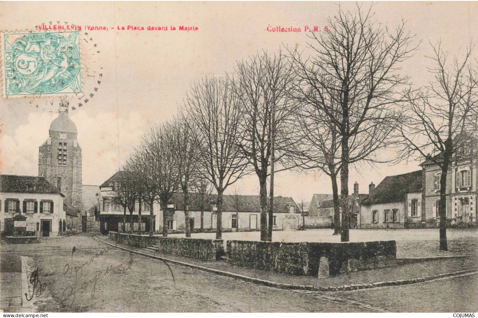 89 -  VILLEBLEVIN - S21070 - La Place Devant La Mairie - Villeblevin