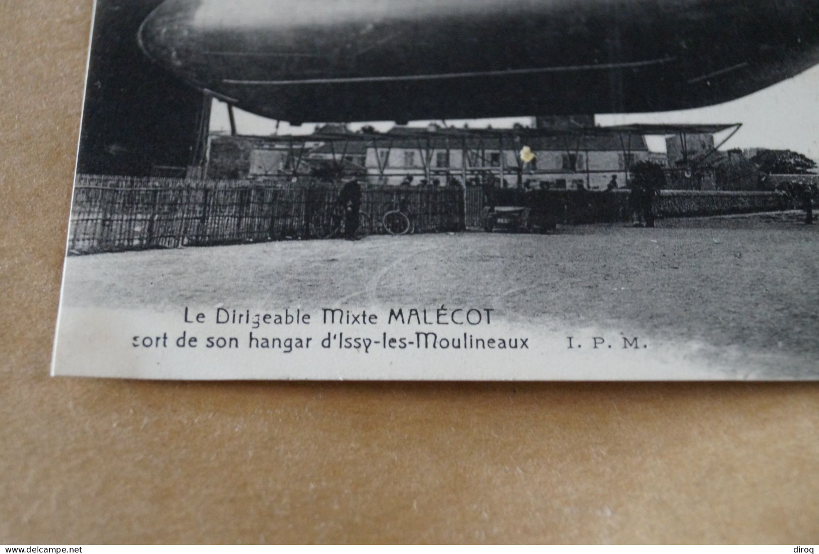 Ballon Dirigeable, Mixte Malécot,Issy-les-Moulineaux,ancienne Carte Postale Pour Collection - Airships