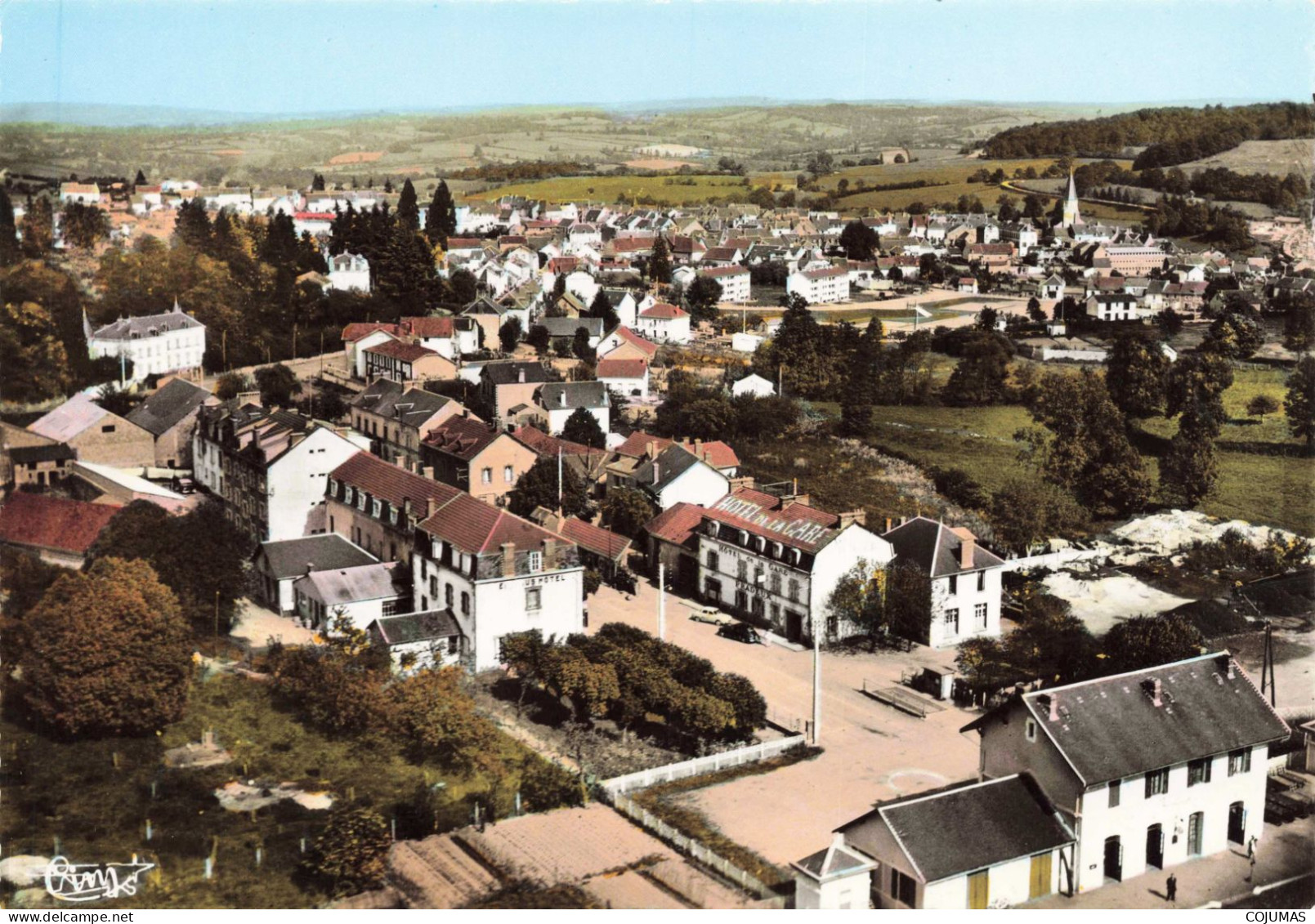 23 - AUZANCES - C00098  - Vue Générale Aérienne - Avenue De La Gare - Hôtel - CPSM - 15X10 Cm - Auzances