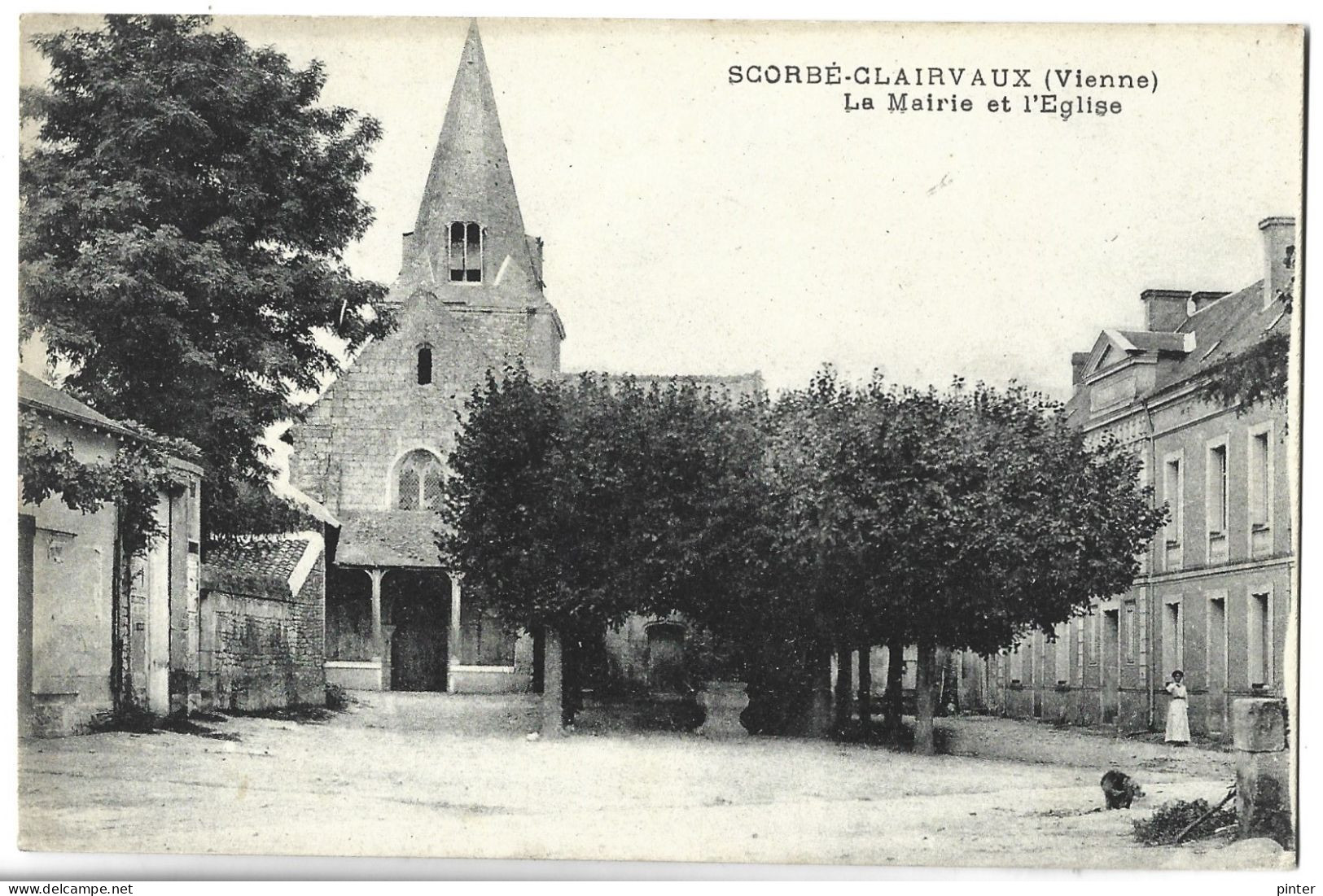 SCORBE CLAIRVAUX - La Mairie Et L'Eglise - Scorbe Clairvaux