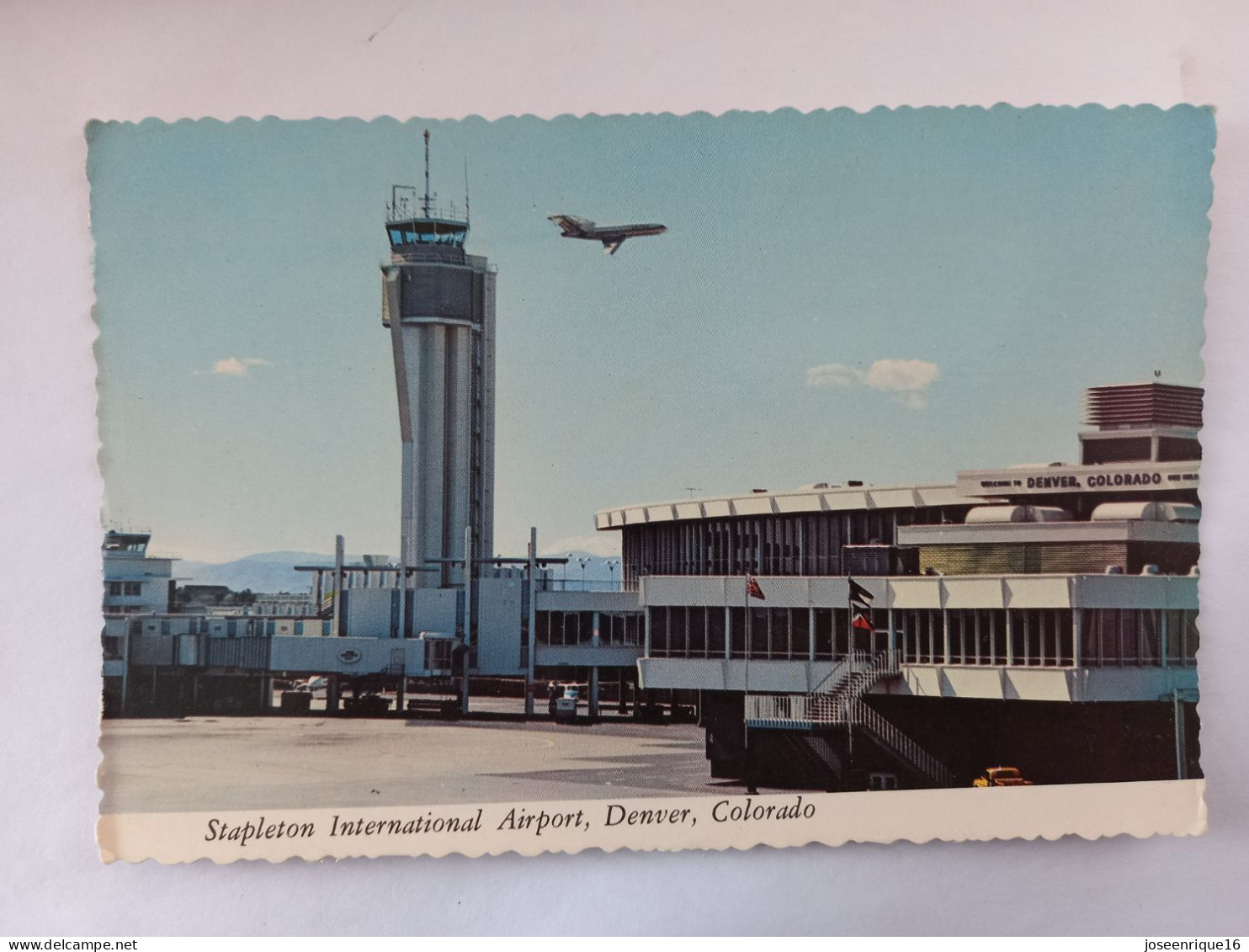 STAPLETON INTERNATIONAL AIRPORT DENVER COLORADO - Denver