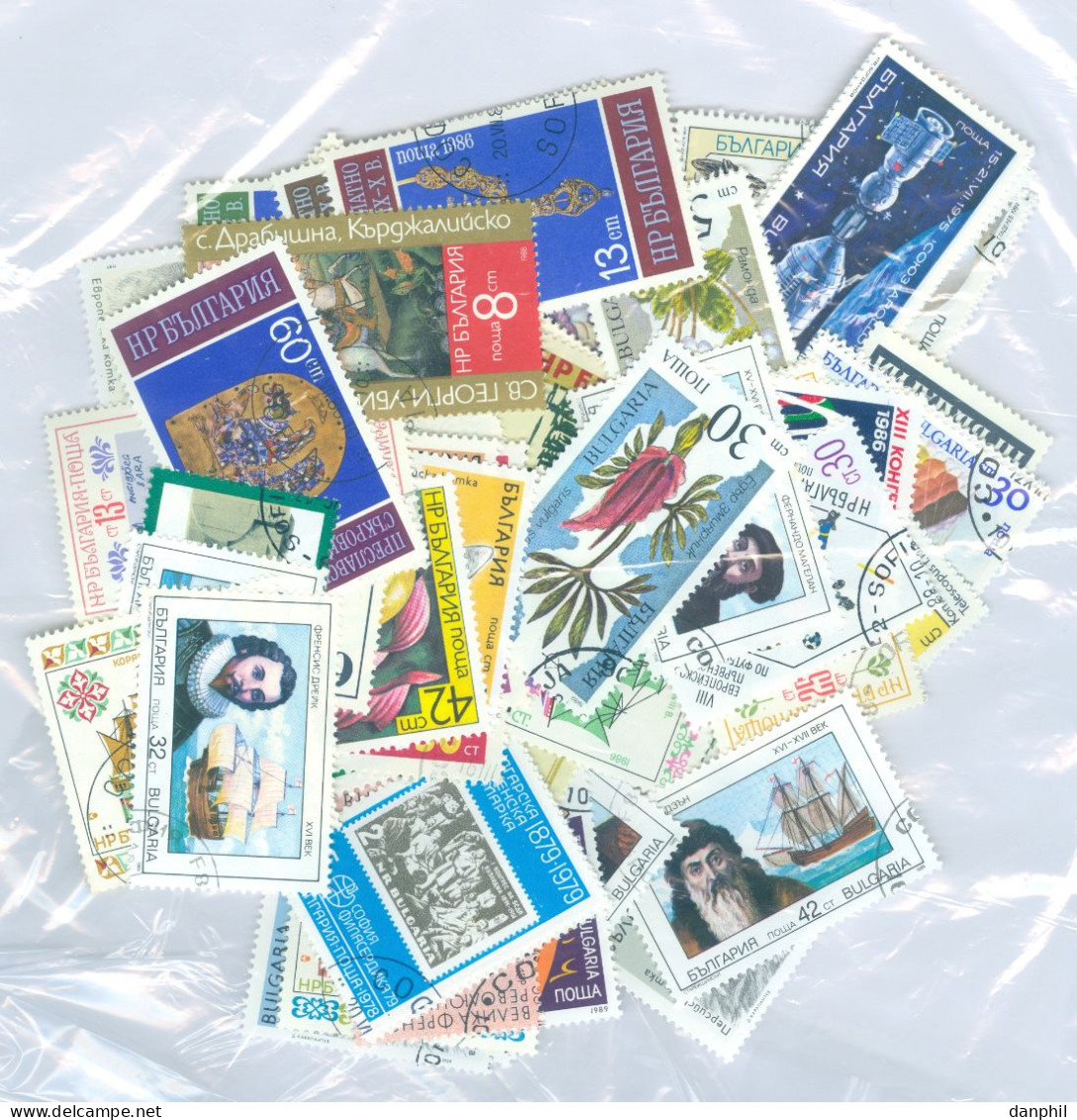 Bulgaria Lot Of 100 Different Large Used Stamps CTO - Collezioni & Lotti