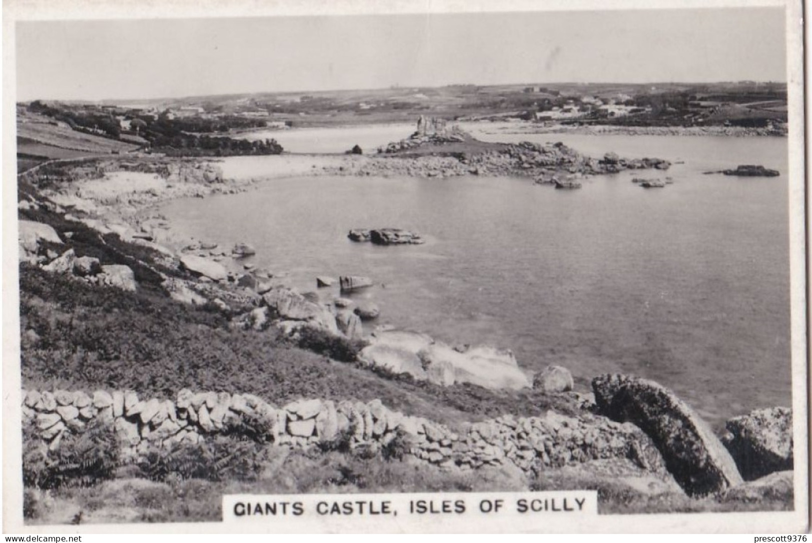 Holiday Haunts By The Sea 1938 - Senior Service Photo Card - M Size - RP - 33 Giants Castle, Scilly Isles - Wills