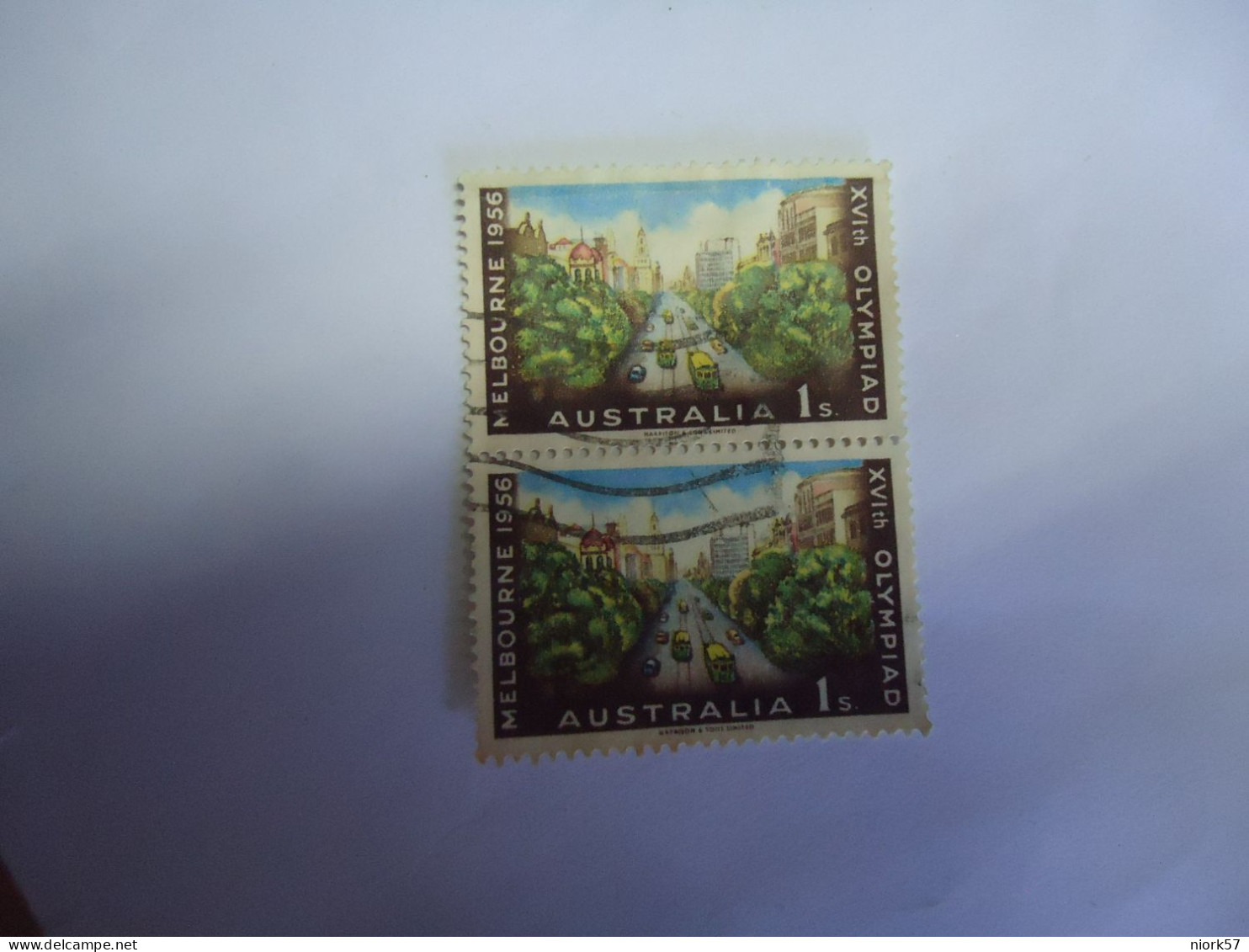 AUSTRALIA USED PAIR STAMPS OLYMPIC GAMES 1956  MELBOURNE - Verano 1956: Melbourne