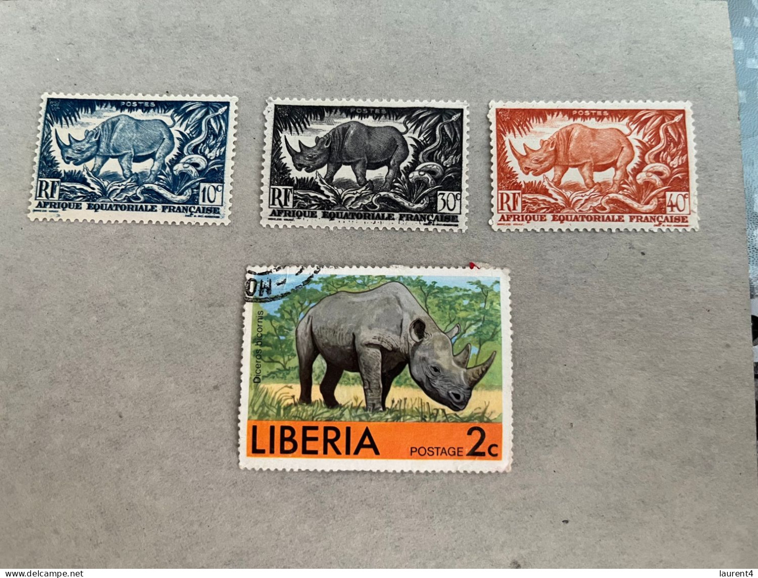 10-8-2023 (stamp) Rhinoceros - 4 Stamps - Rhinocéros