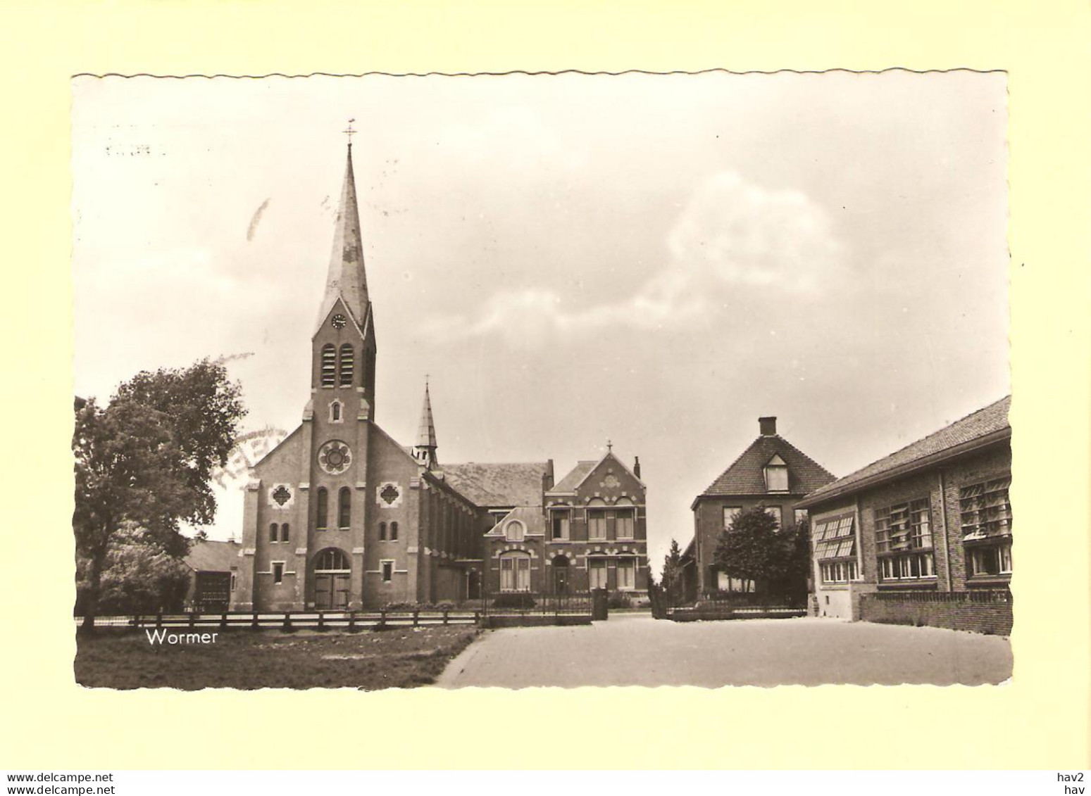 Wormer Zicht Op Kerk RY27685 - Zaanstreek