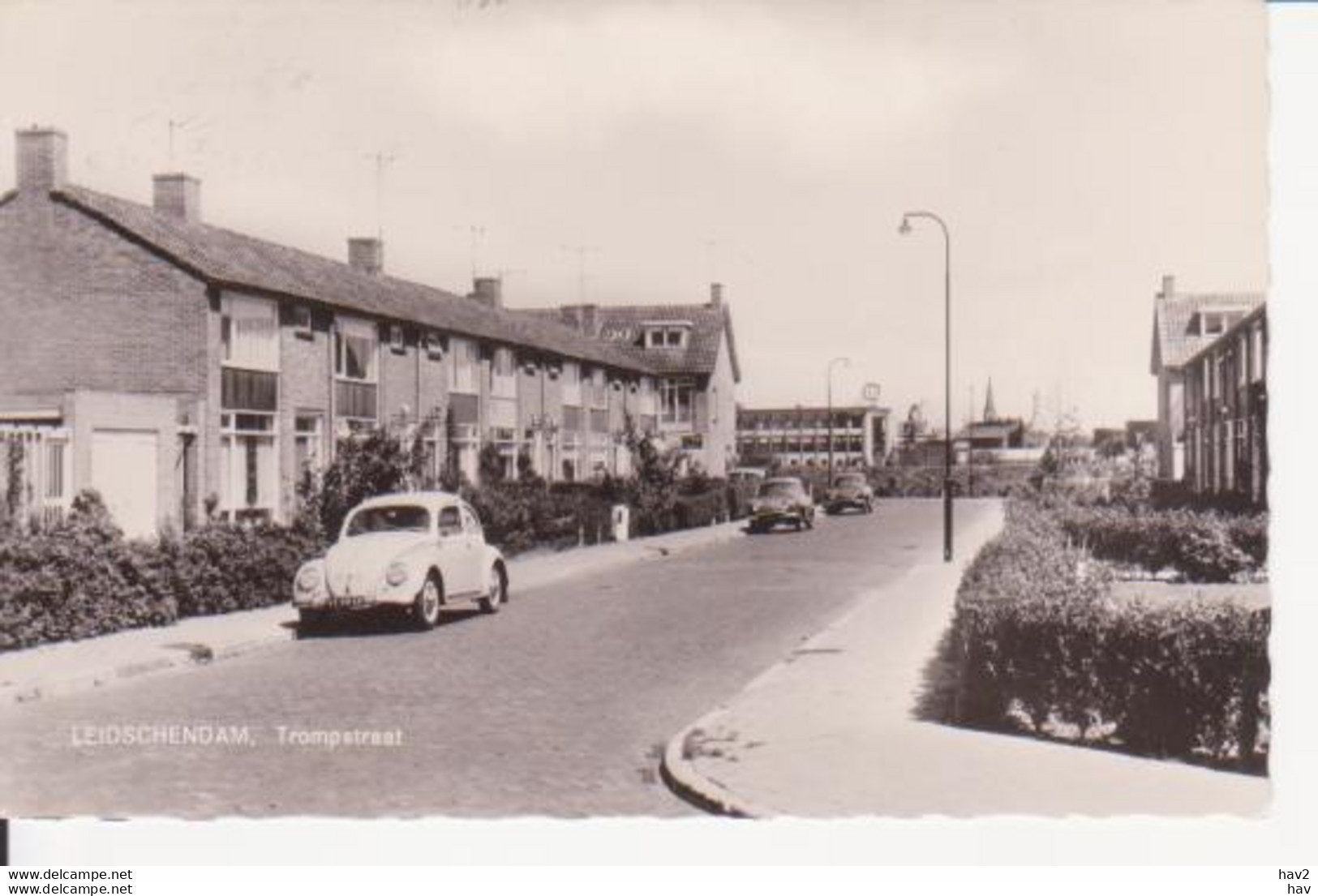 Leidschendam Trompstraat VW Kever RY14678 - Leidschendam