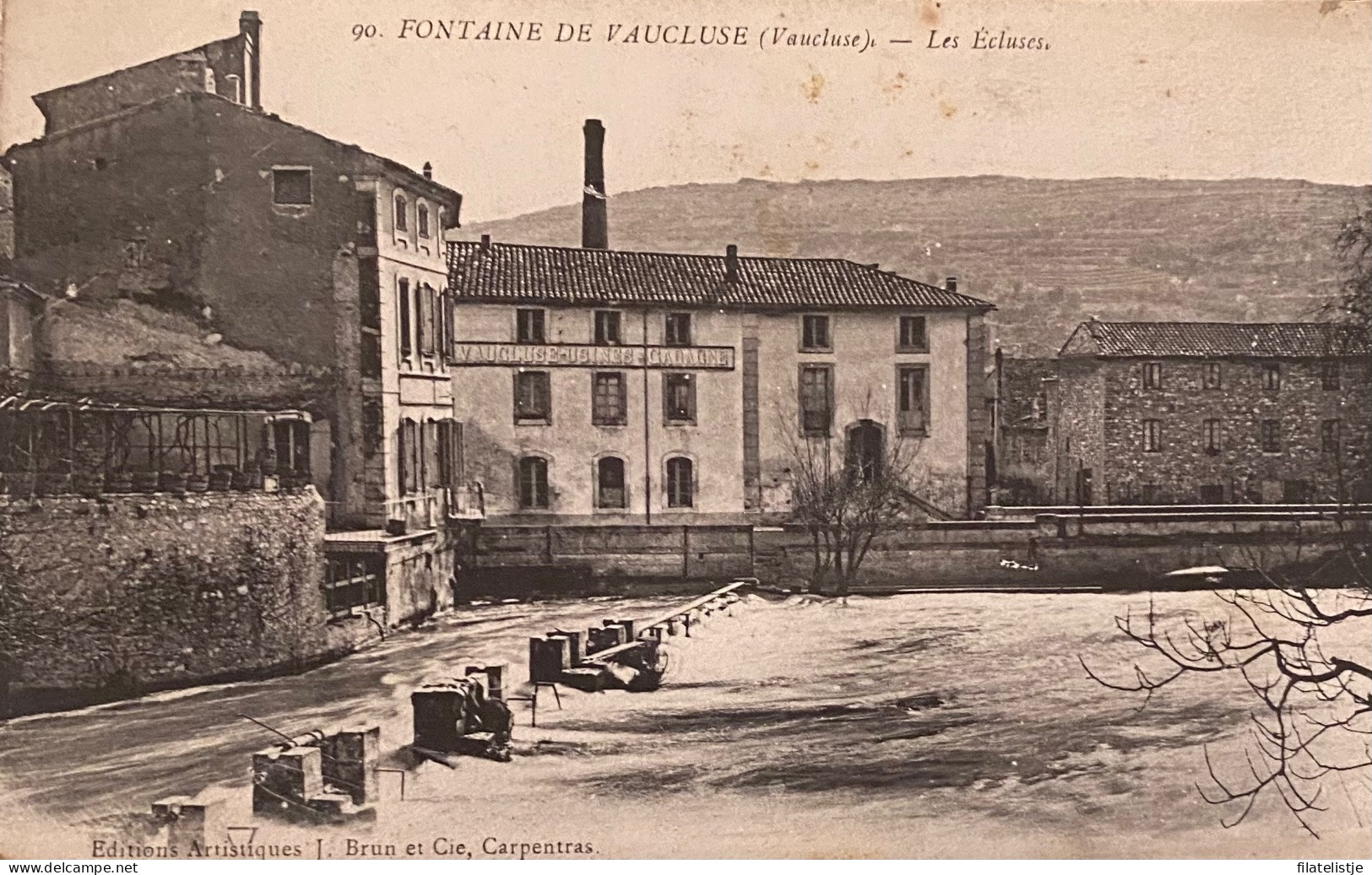 Fontaine De Vaucluse Les Ecluses - L'Isle Sur Sorgue