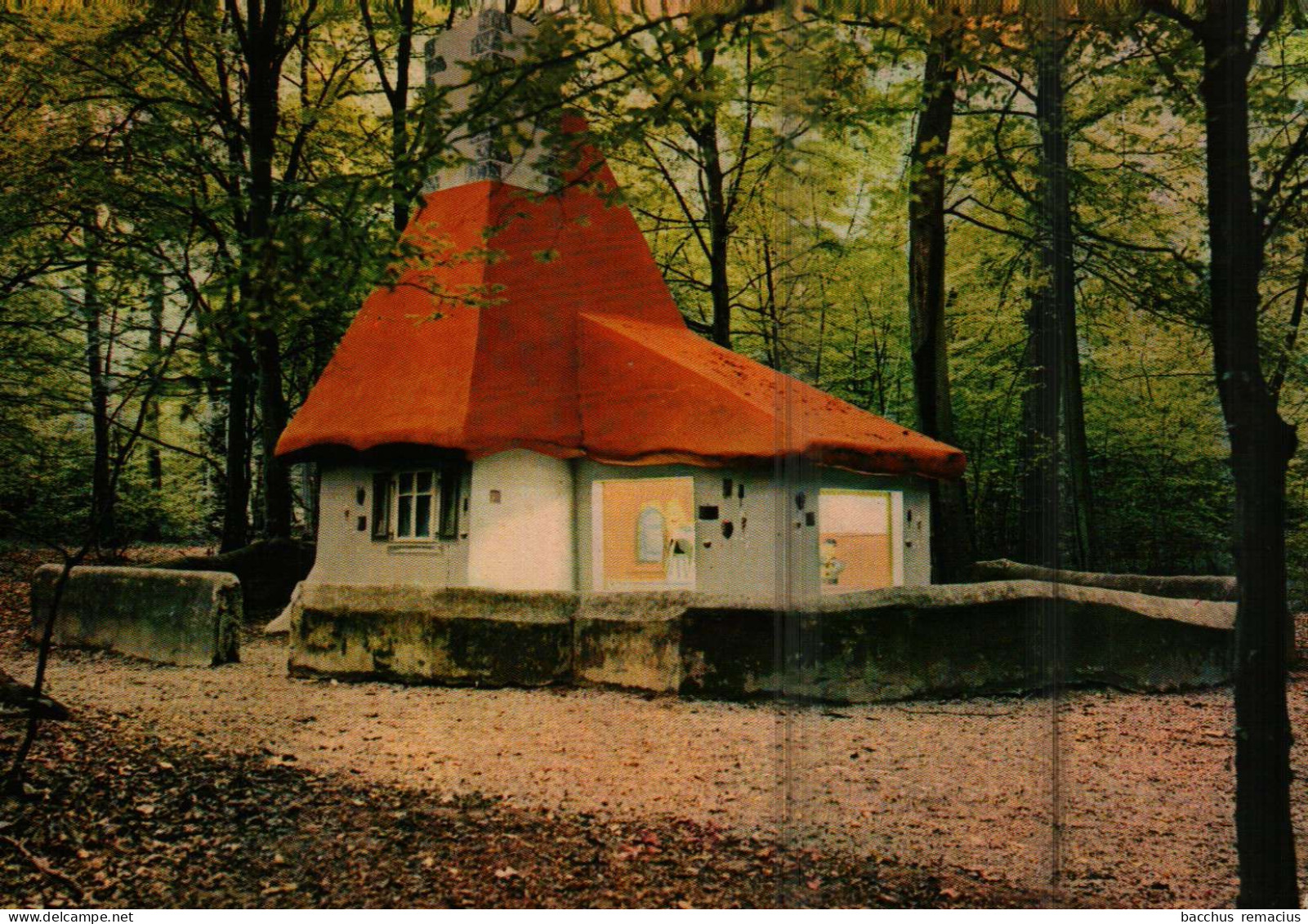 BETTEMBOURG - PARC MERVEILLEUX - Hänsel Und Gretel - Bettemburg