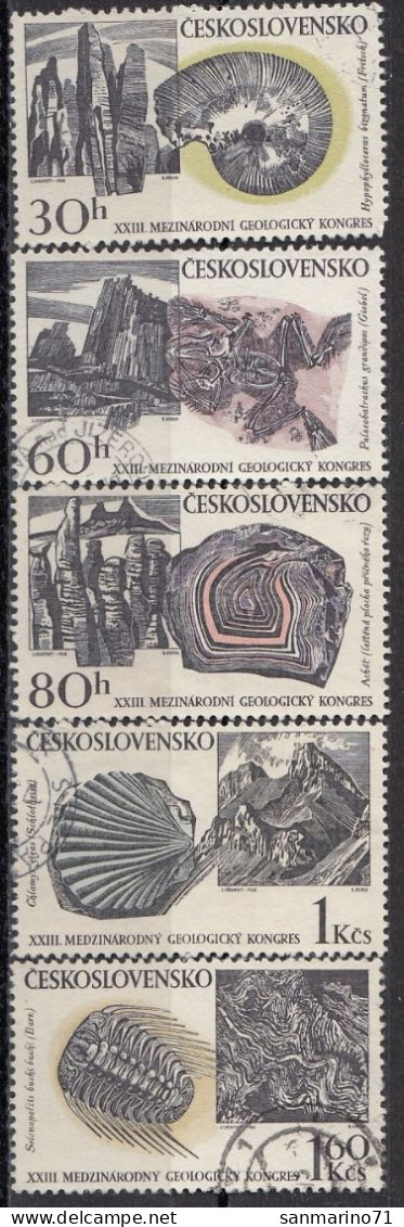 CZECHOSLOVAKIA 1809-1813,used,falc Hinged - Fossielen