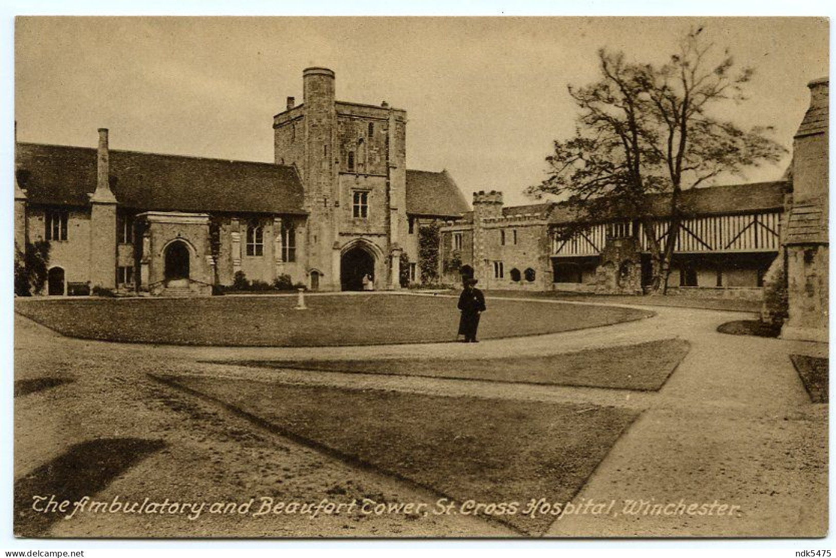 WINCHESTER : THE AMBULATORY AND BEAUFORT TOWER, ST. CROSS HOSPITAL - Winchester