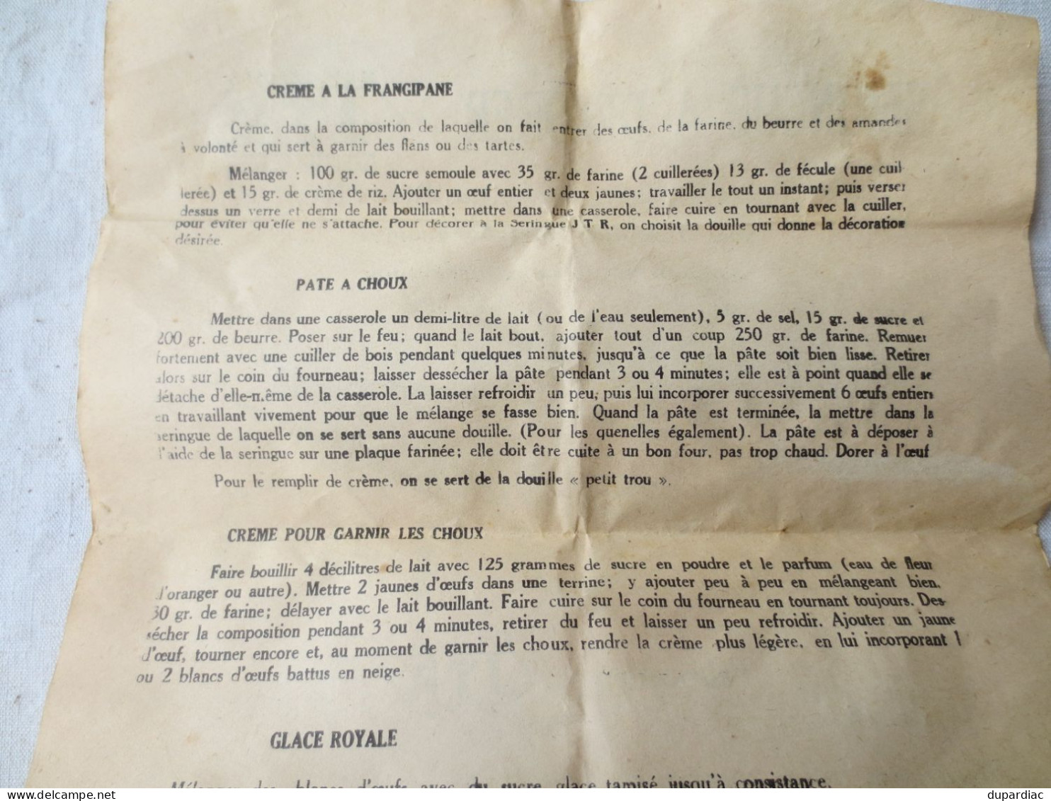 Seringue à Décorer, Complète Dans Sa Boîte, 7 Embouts Pour Pâtisserie (Outils, Ustensiles De La Cuisine). - Other & Unclassified