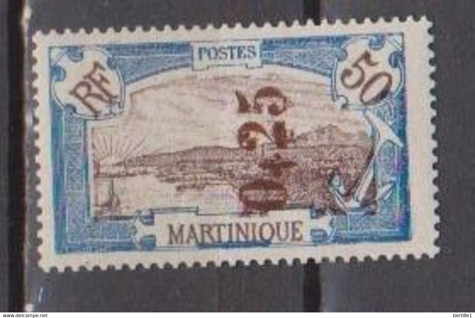 MARTINIQUE             N°  YVERT 110 NEUF AVEC CHARNIERES    ( CHARN  03/18 ) - Neufs