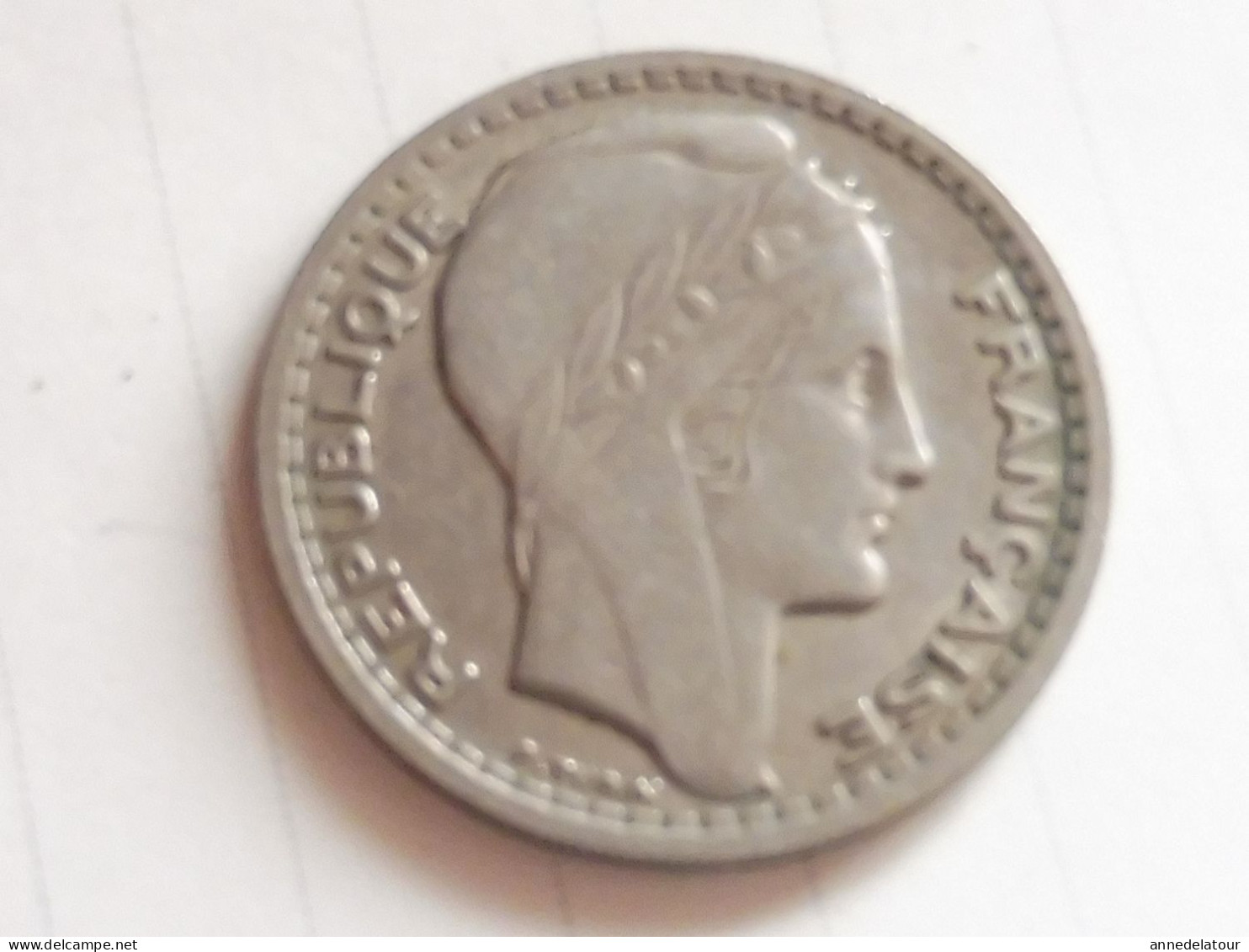 Année 1947  "B"  Pièce  De  10 Francs   (Turin ) (République Française)   En Alliage Nickel - 10 Francs