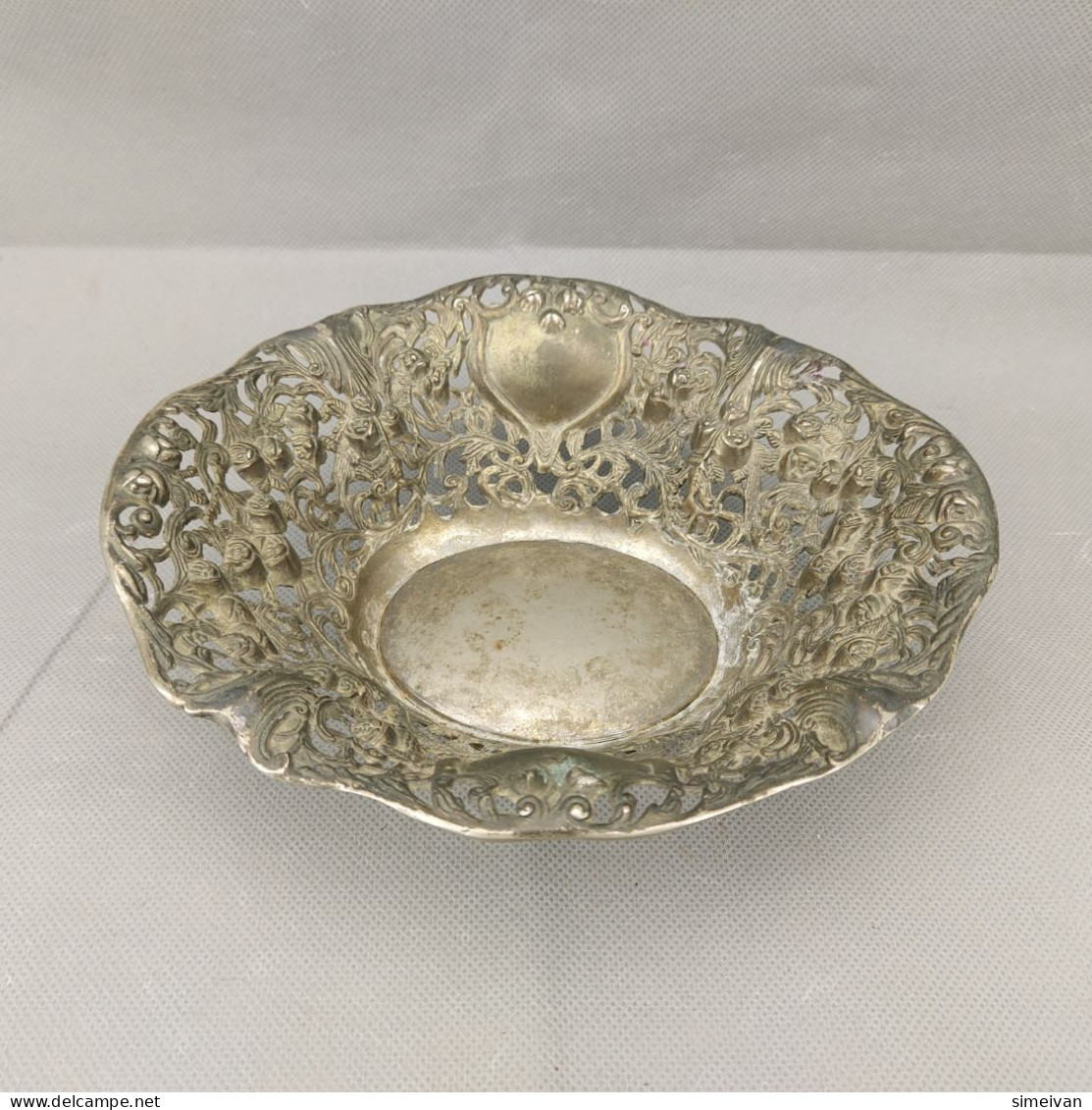 Beautiful Vintage Fruit Bowl Table Center Very Ornate Antique #0367 - Assiettes