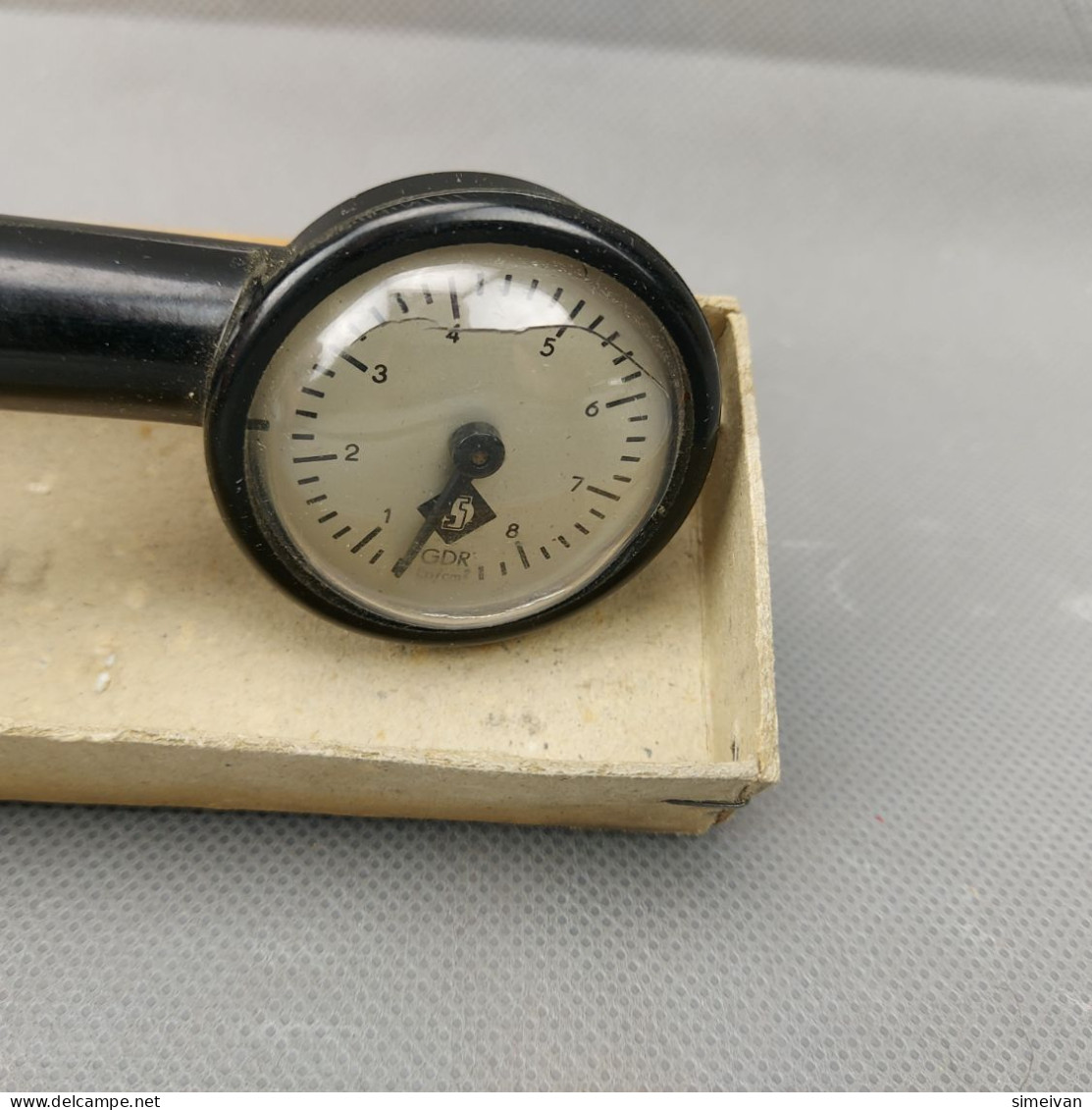 Vintage German GDR Tire Pressure Manometer #0428