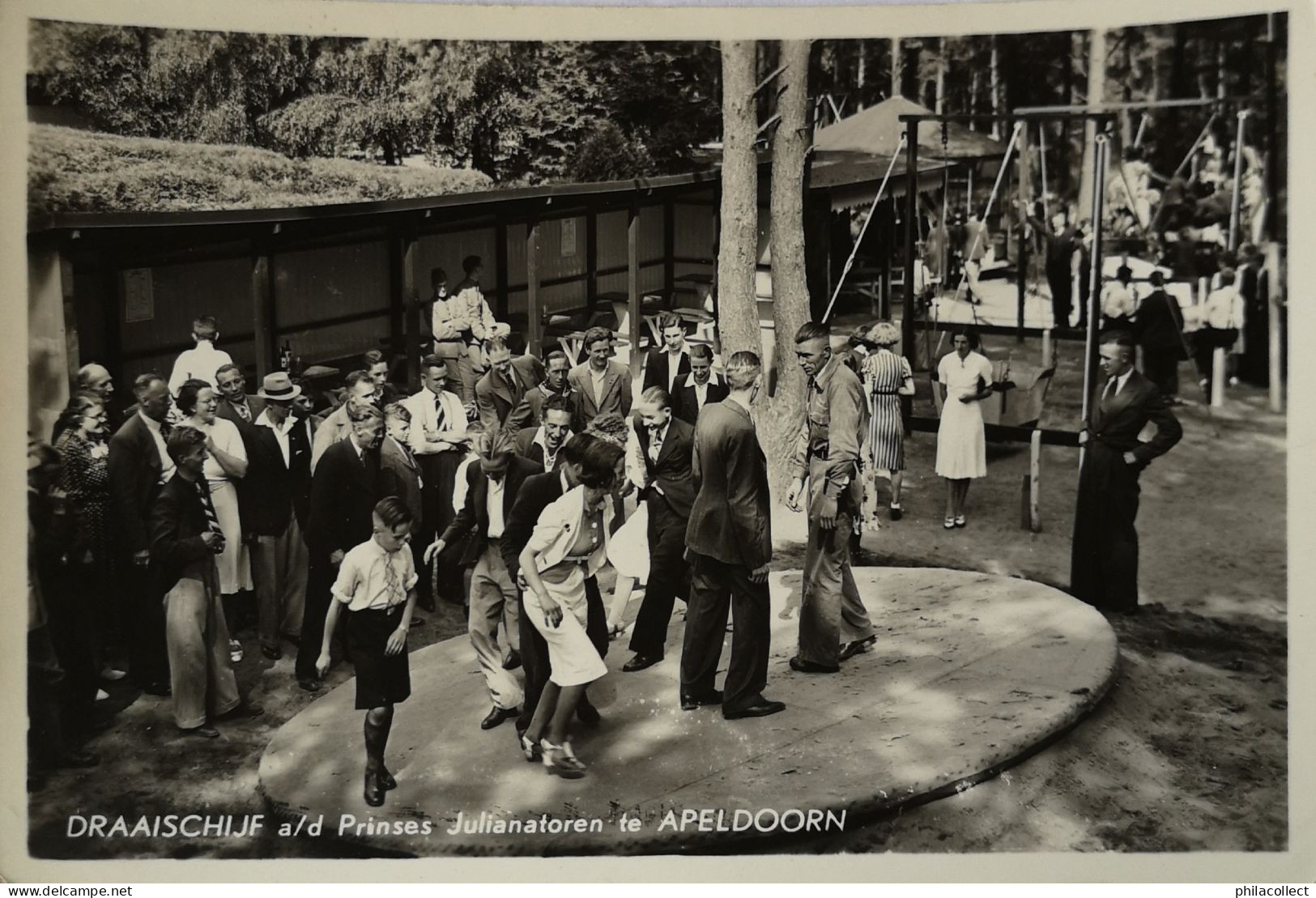 Apeldoorn // Prinses Juliana Toren - Draaischijf 1960 - Apeldoorn