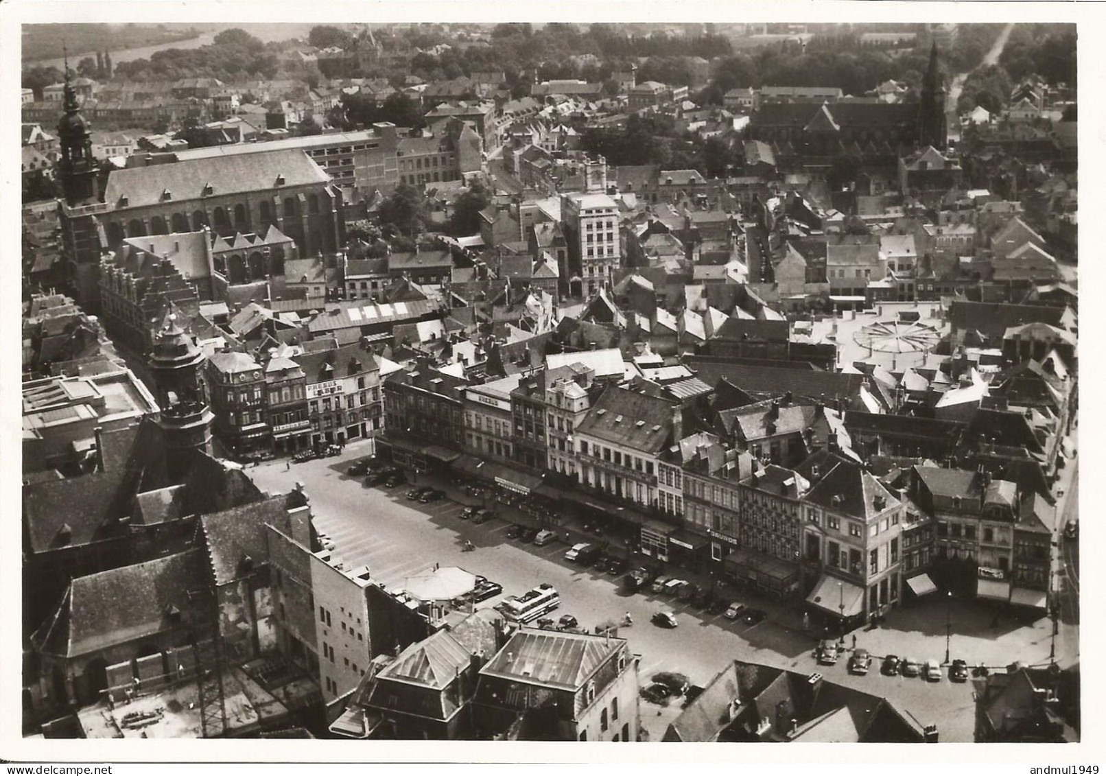 MONS - Panorama De La Grand'Place - N'a Pas Circulé - Mons