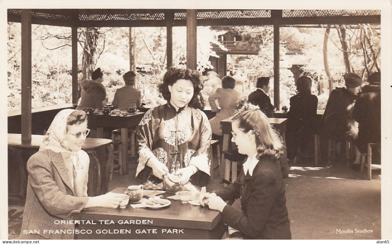 San Francisco California, Golden Gate Park Oriental Tea Garden, C1940s Vintage Real Photo Postcard - San Francisco