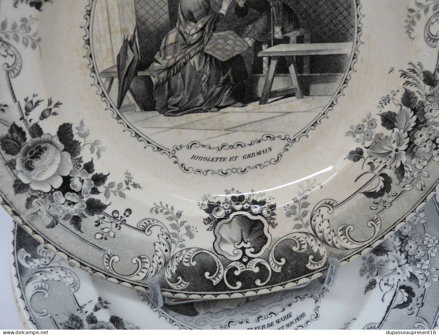 -BELLE ANCIENNE ASSIETTE PORCELAINE OPAQUE CREIL & MONTEREAU LEBOEUF & MILLET   E - Creil Montereau (FRA)