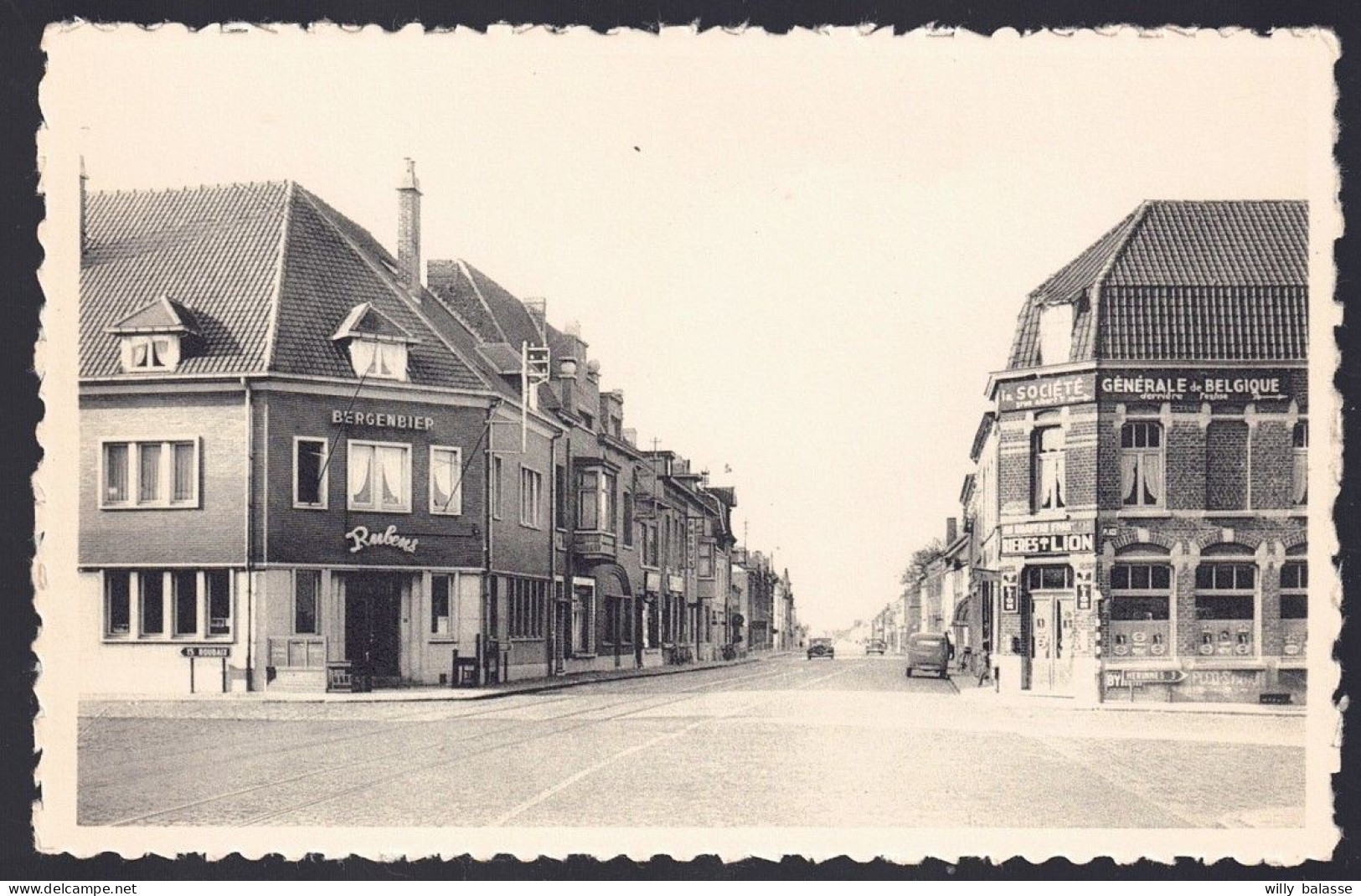 +++ CPA - PECQ - Rue De Courtrai - Café - Publicité Bières Lion  // - Pecq