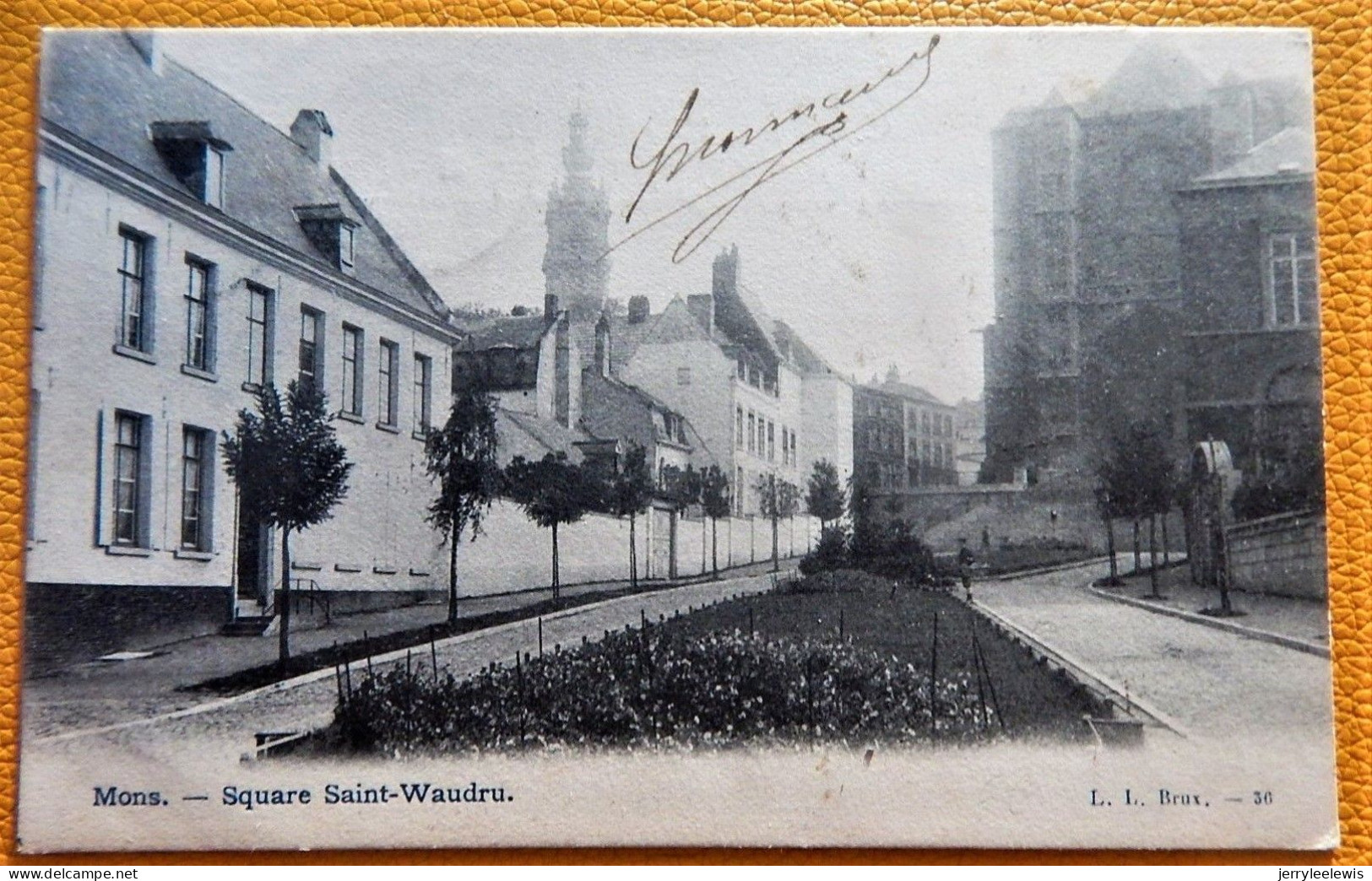 MONS  -  Square Saint-Waudru  -  1903 - Mons