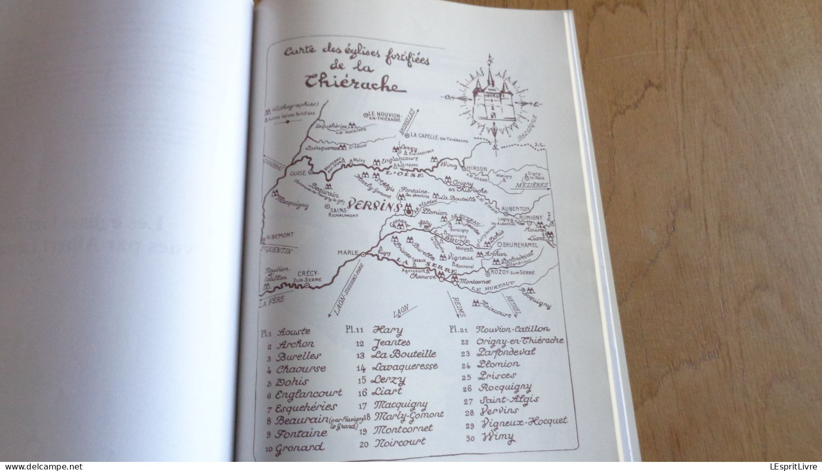 LES EGLISES FORTIFIEES DE LA THIERACHE Poujol Régionalisme Vervins Hirson La Capelle Marle Nouvion Rozoy Guise Aubenton