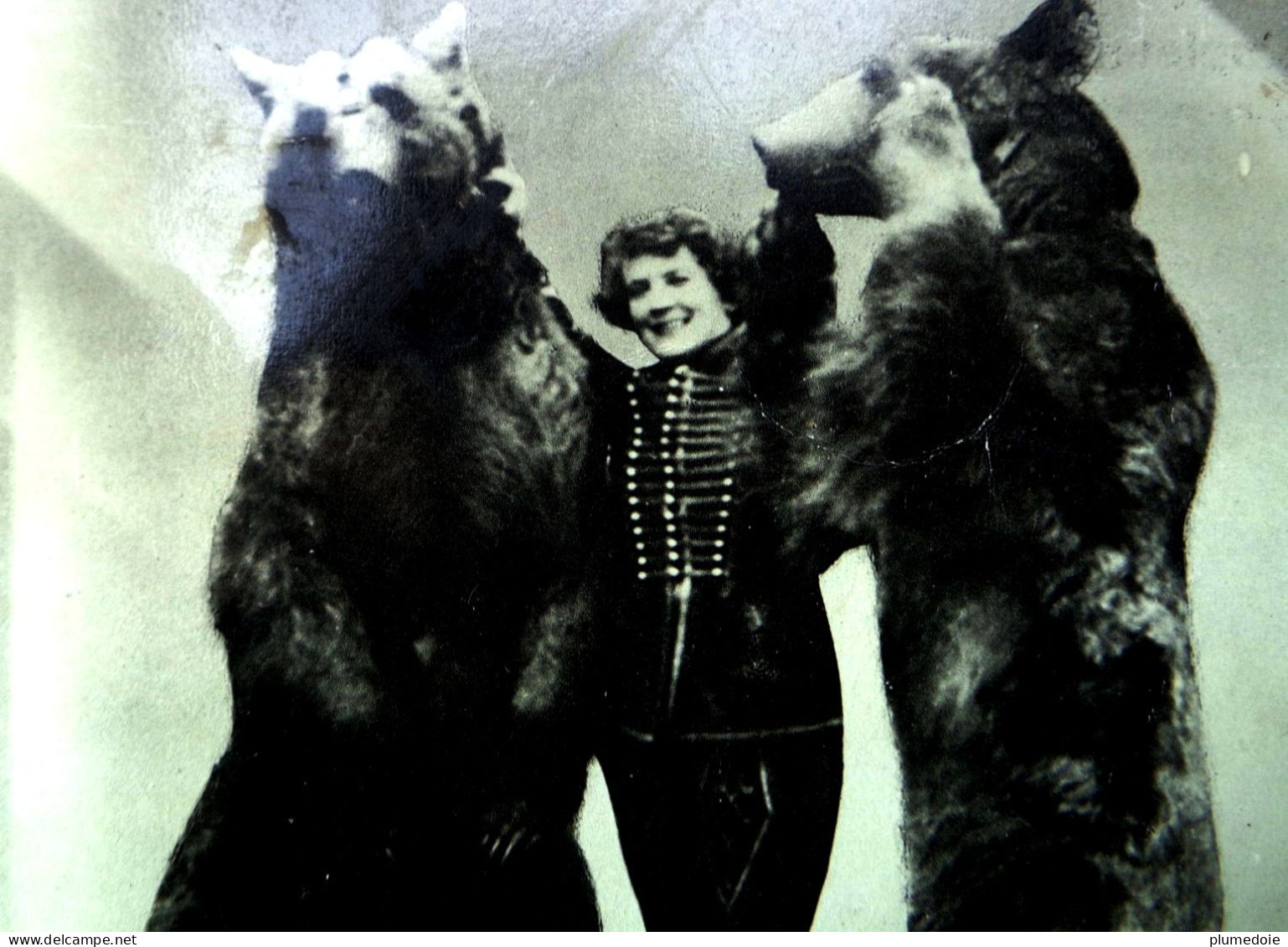 Cpa  PHOTO FEMME DOMPTEUR OURS . DRESSEUR  . CIRQUE SCHNEIDER . CIRCUS. WOMAN  BEAR TRAINER OLD RPPC - Cirque