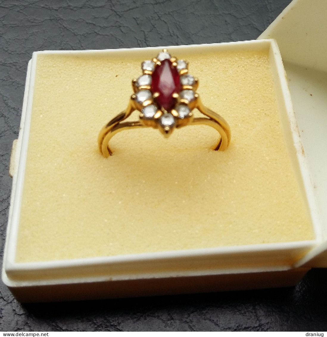 Très Belle Bague Ancienne Or, Rubis Et Diamants - Ring