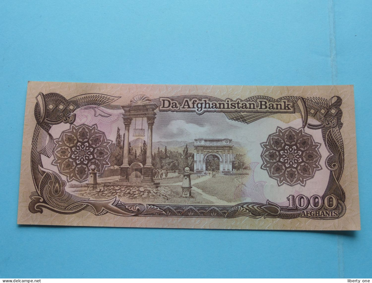 1000 Afghanis ( Da Afghanistan Bank ) 1370 ( Voir / See SCANS ) UNC ! - Afghanistan