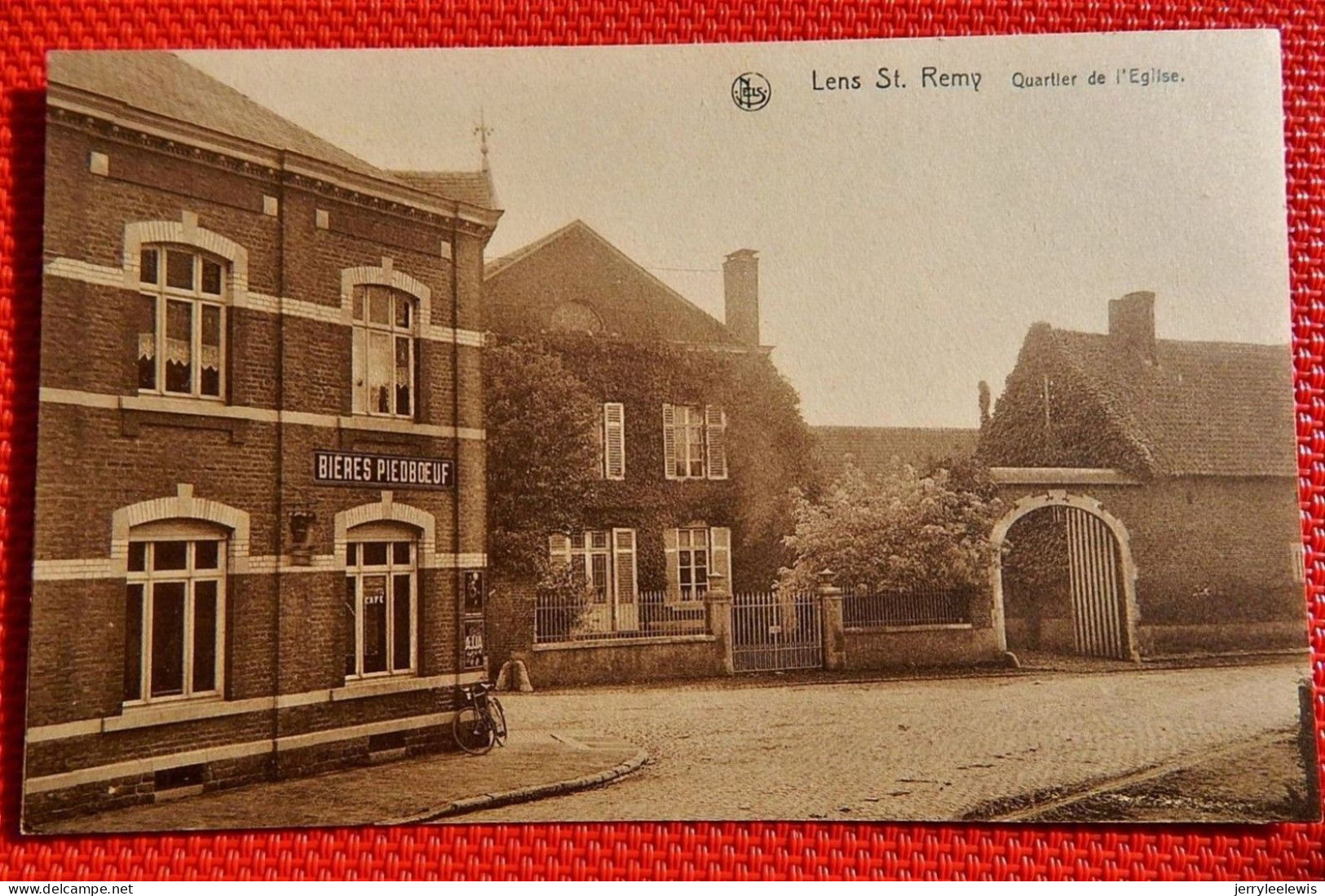 LENS-SAINT-REMY  -  Quartier De L'Eglise + Une Photo Actuelle Du Quartier - Hannut