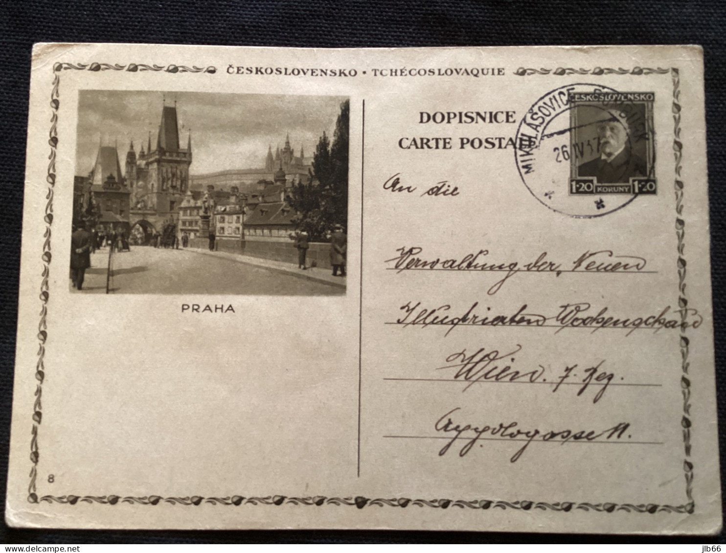 1937 CDV 46/8 Prague Le Pont Charles  Cachet Ferroviaire Mikulasovice Rumburk Pour Vienne - Postales