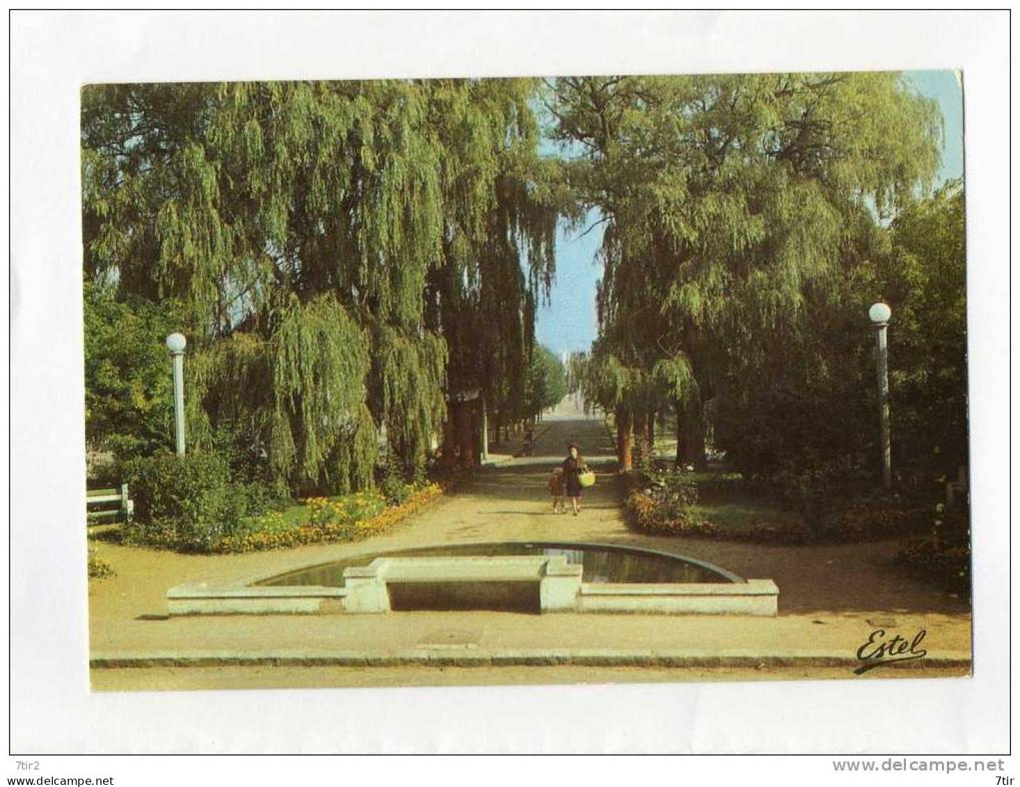 LES CLAYES SOUS BOIS Les Jardins De L'Hôtel De Ville - Les Clayes Sous Bois