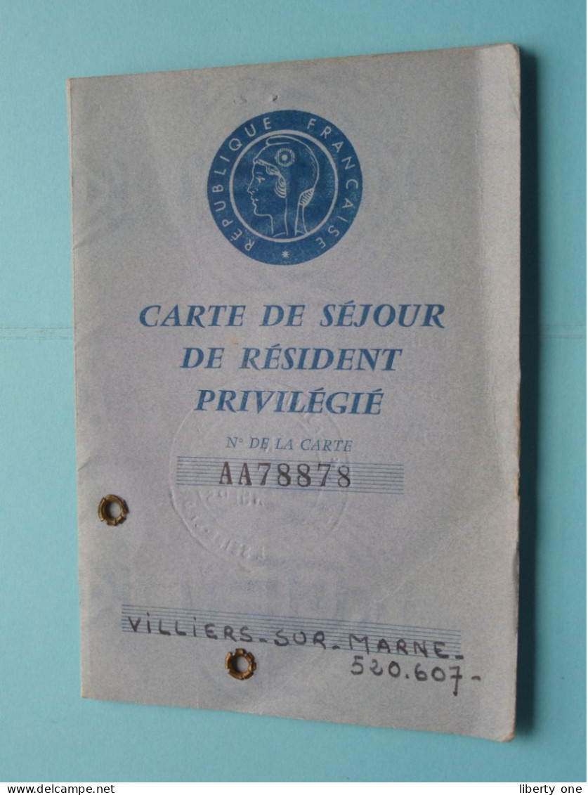 Carte De Séjour De Résident Privilégié ( AA78878 France ) De WALTHAUSEN Blanche 1900 Barcelone ( Voir Scans ) 1965/75 ! - Membership Cards