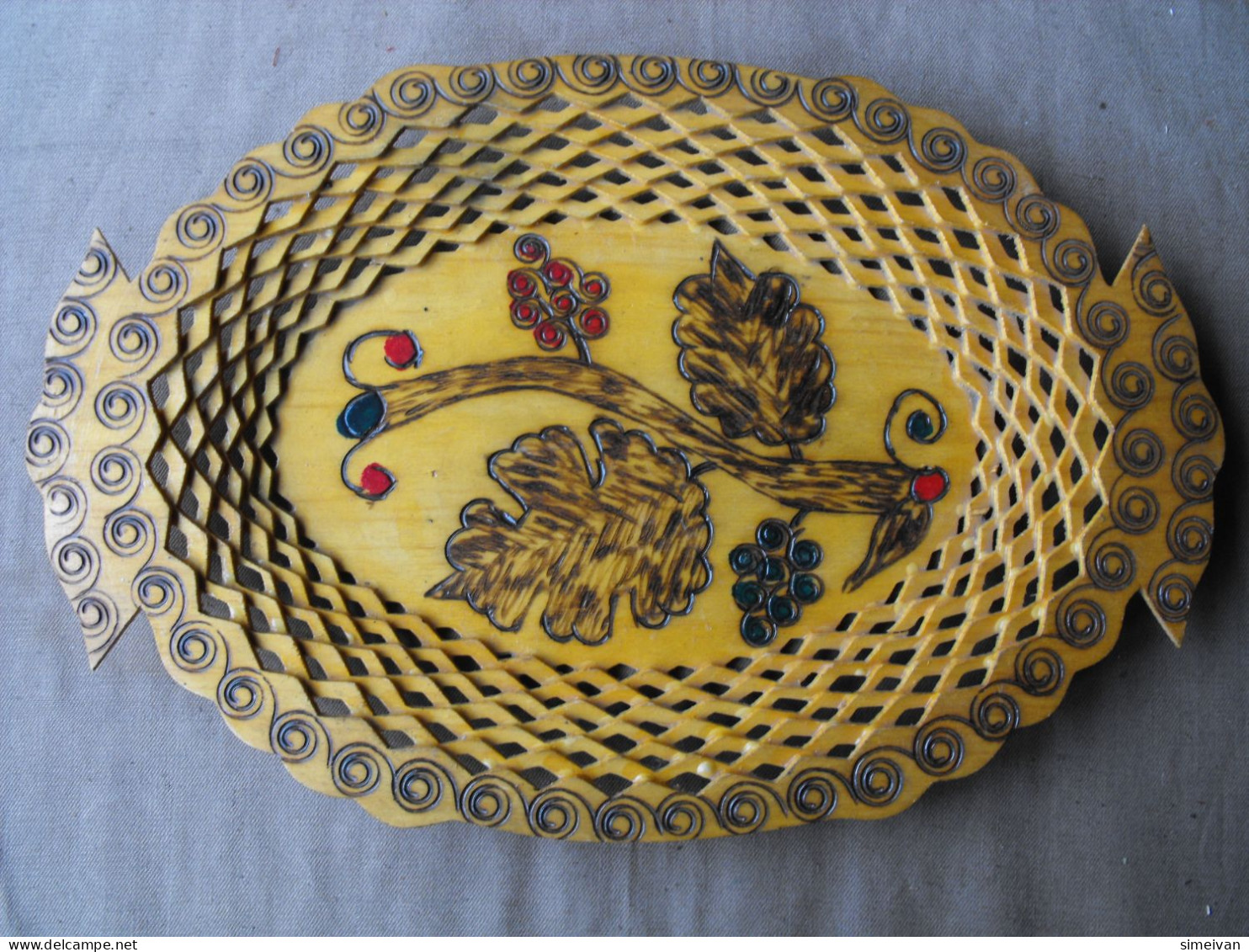 Vintage Hand Carved And Painted Wooden Plate For Home Décor #0640 - Borden