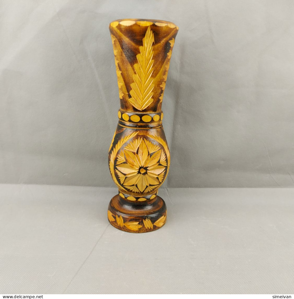 Vintage Hand Carved And Painted Wooden Vase For Home Décor 31cm #0647 - Jarrones